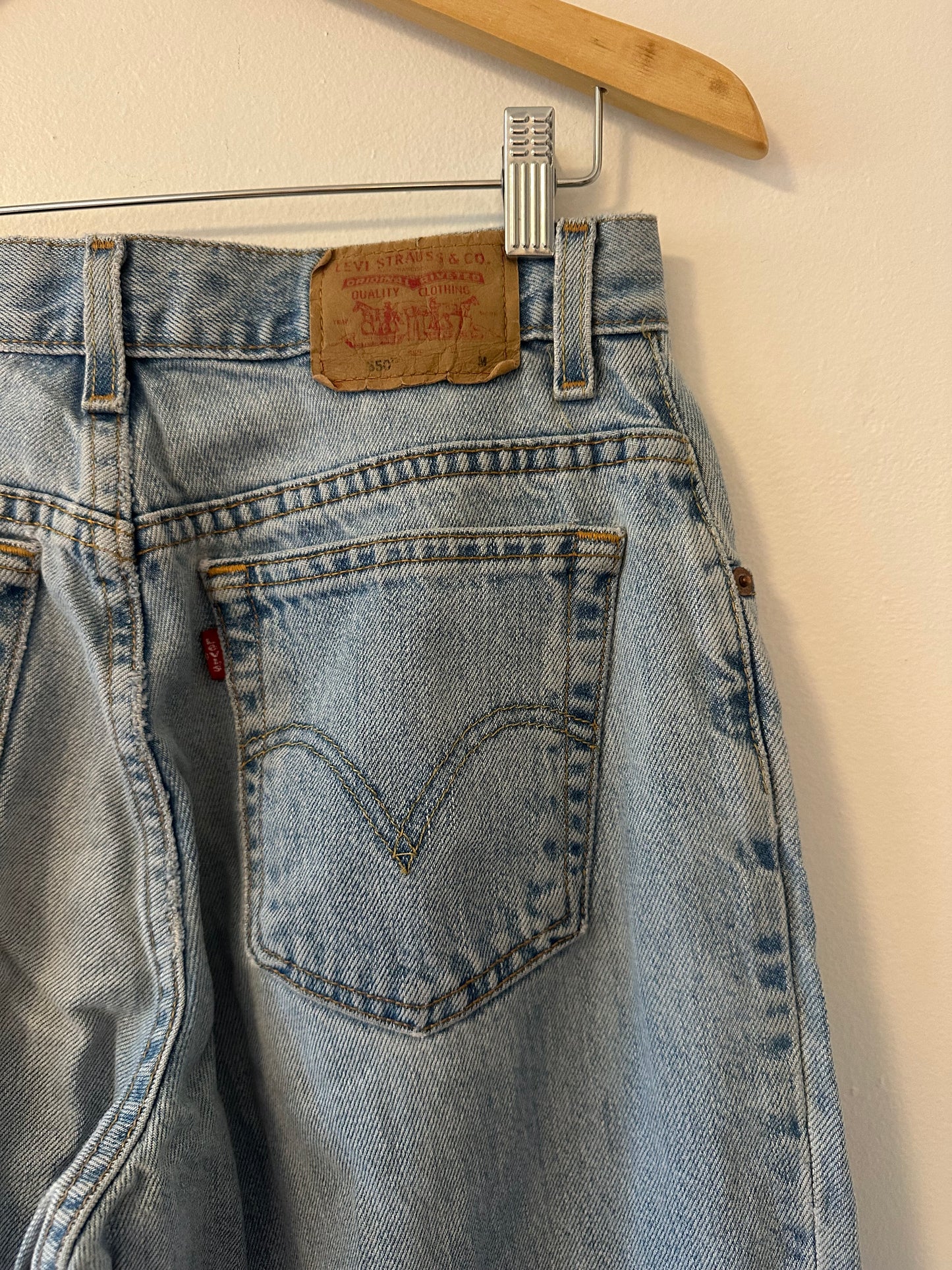 Levi's Vintage High Rise Light Blue Women's 550 Cotton Jeans | Size 10