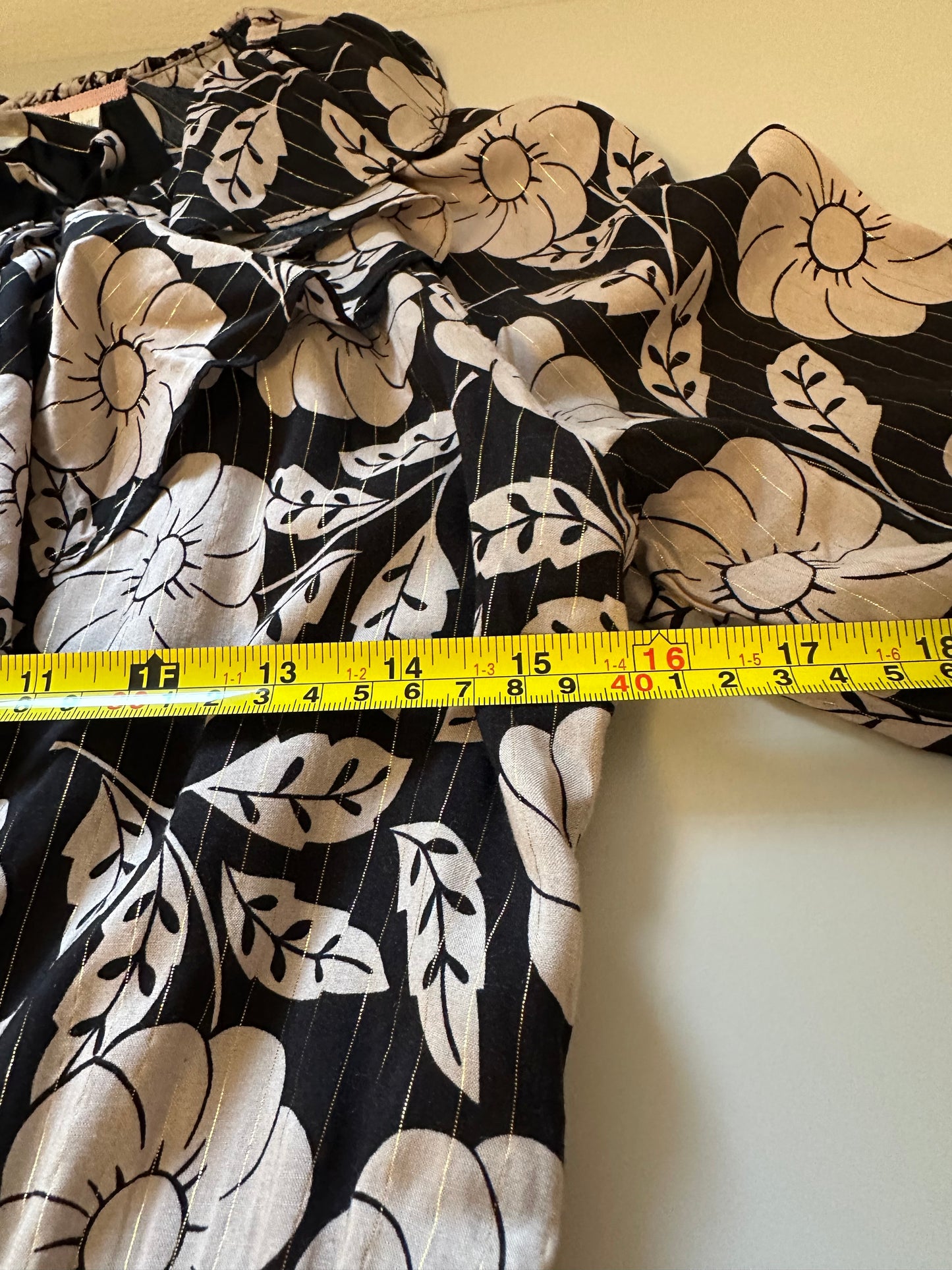 Boden Ruffle Neck Long Sleeve Dress in Black and Tan | Size 4L