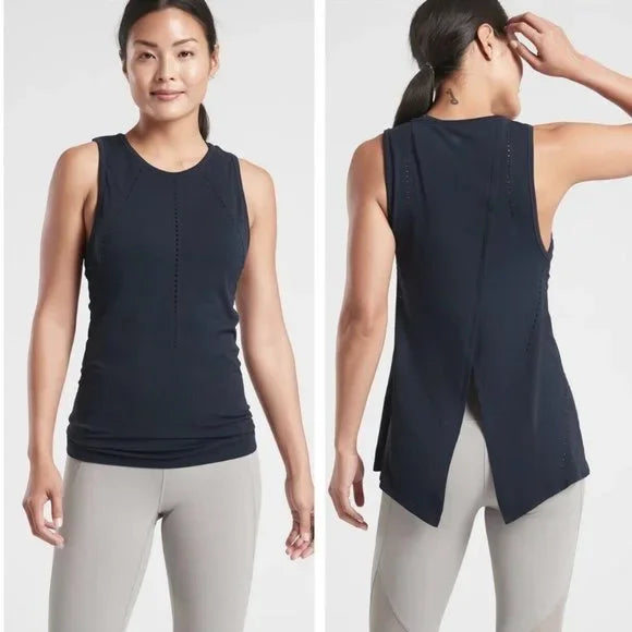 Athleta Foothill Seamless Tank in Black - Size Medium