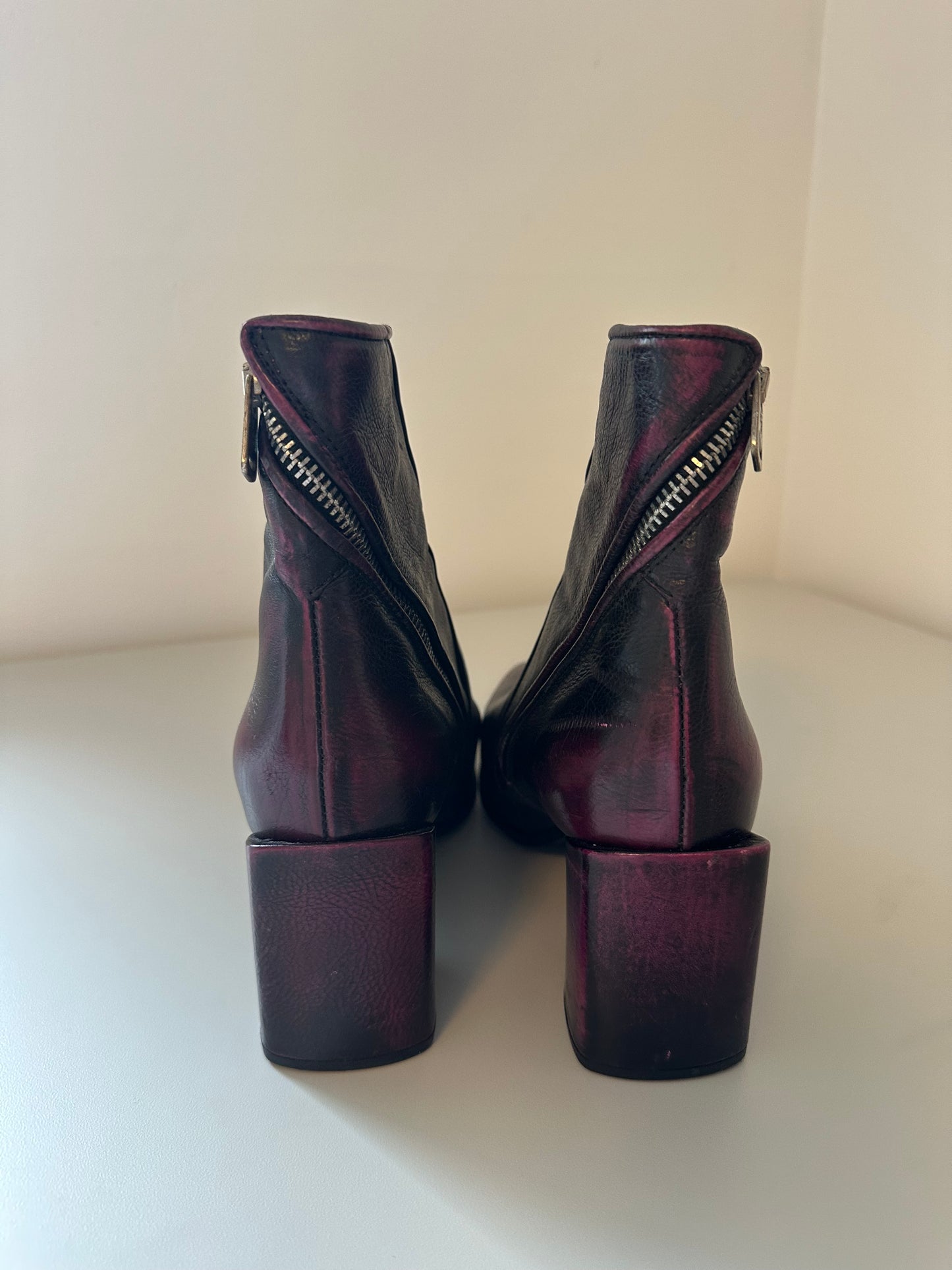 A.S. 98 Earl Womens Leather Zipper Ankle & Booties Boots in Fuschia/Black | Size 38