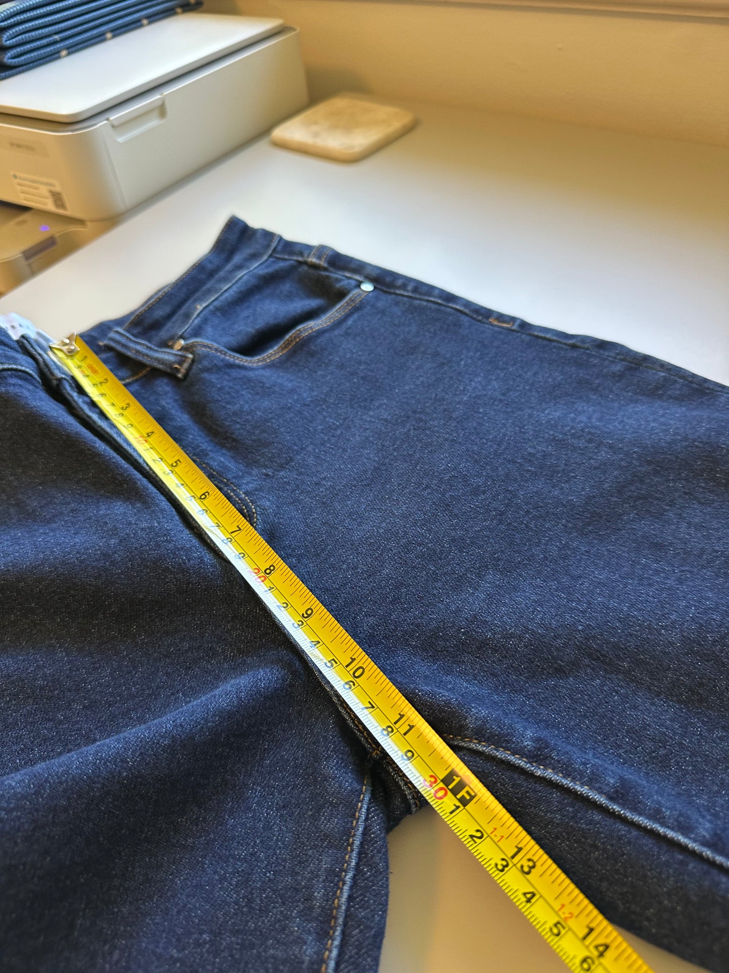 Risen Jeans - Dark Wash Classic Blue Denim Jeans | Size 29