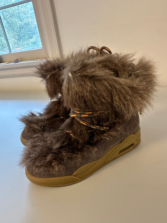 Serafini Fur Moon Boots with Lace-Up Detail | Size 39