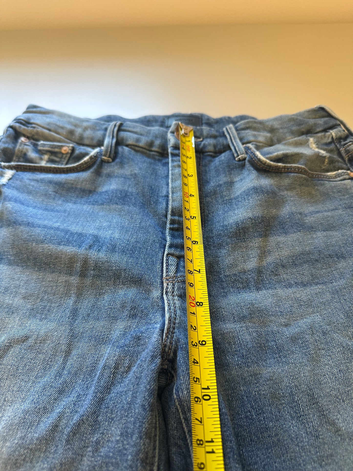 MOTHER High Waisted Looker Ankle Blue Cropped Jeans in Popism | Size 28