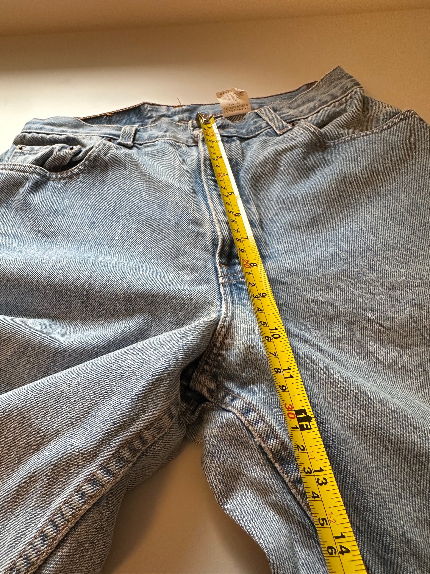 Levi's Vintage 550 Classic Light Blue Denim Tapered Cotton Jeans | Size 10