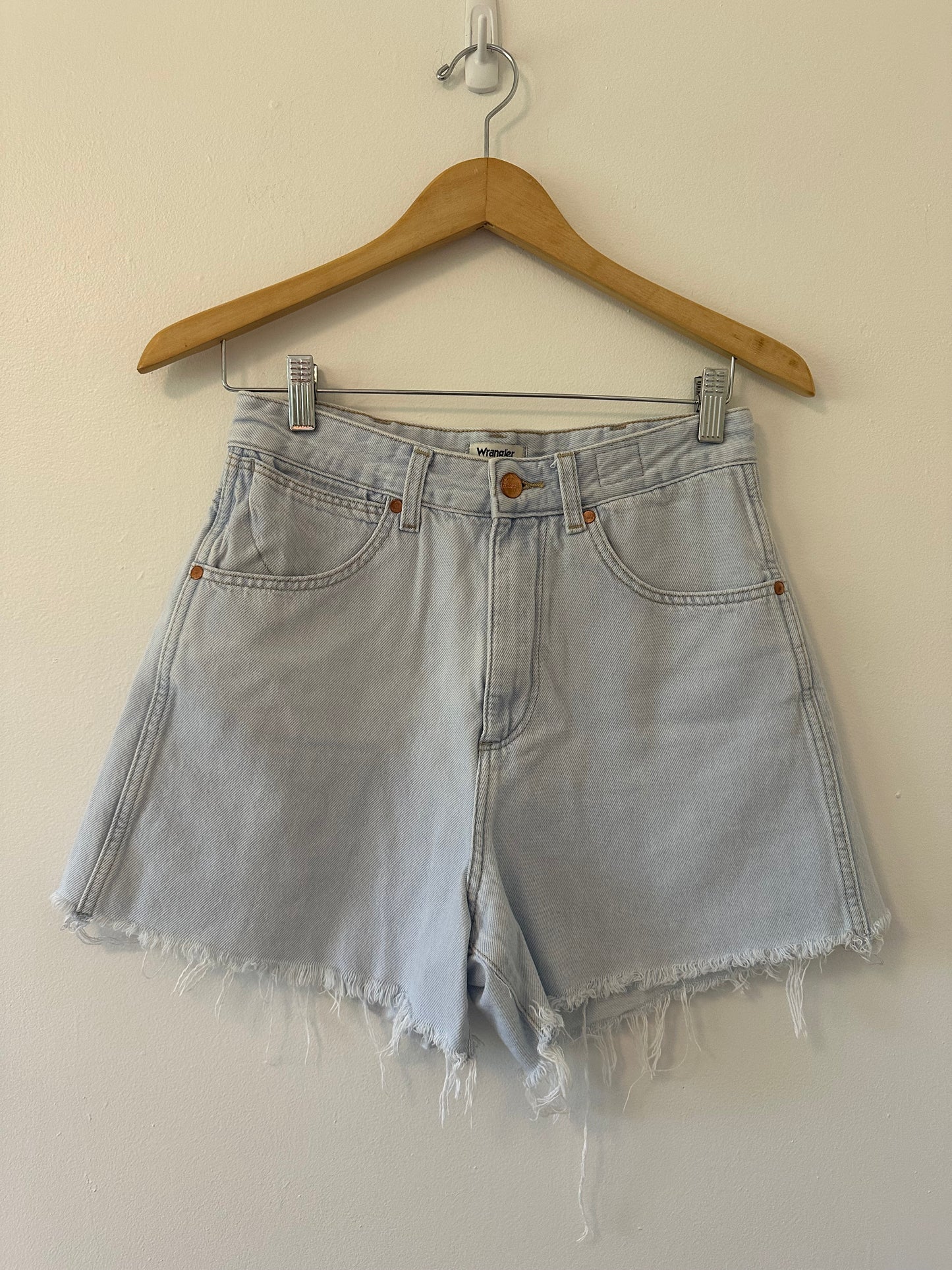 Wrangler A-Line Trick of The Trade Light Blue Frayed Hem Jean Shorts - Size 27