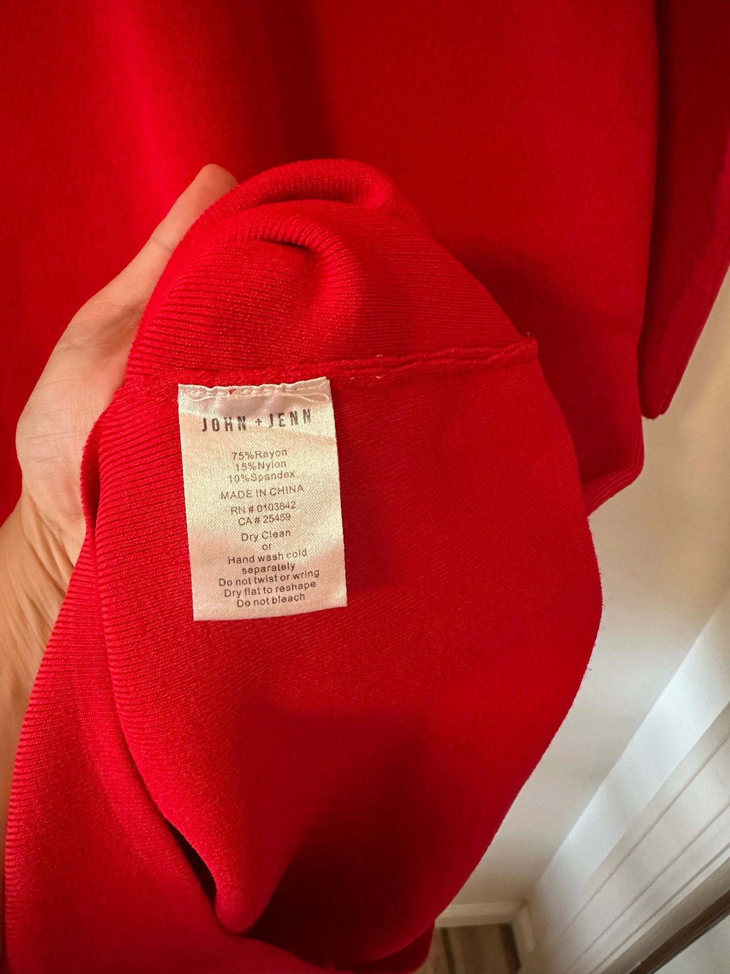 John + Jenn Red Gia Knit Long Sleeve Knee Length Dress - Size Medium