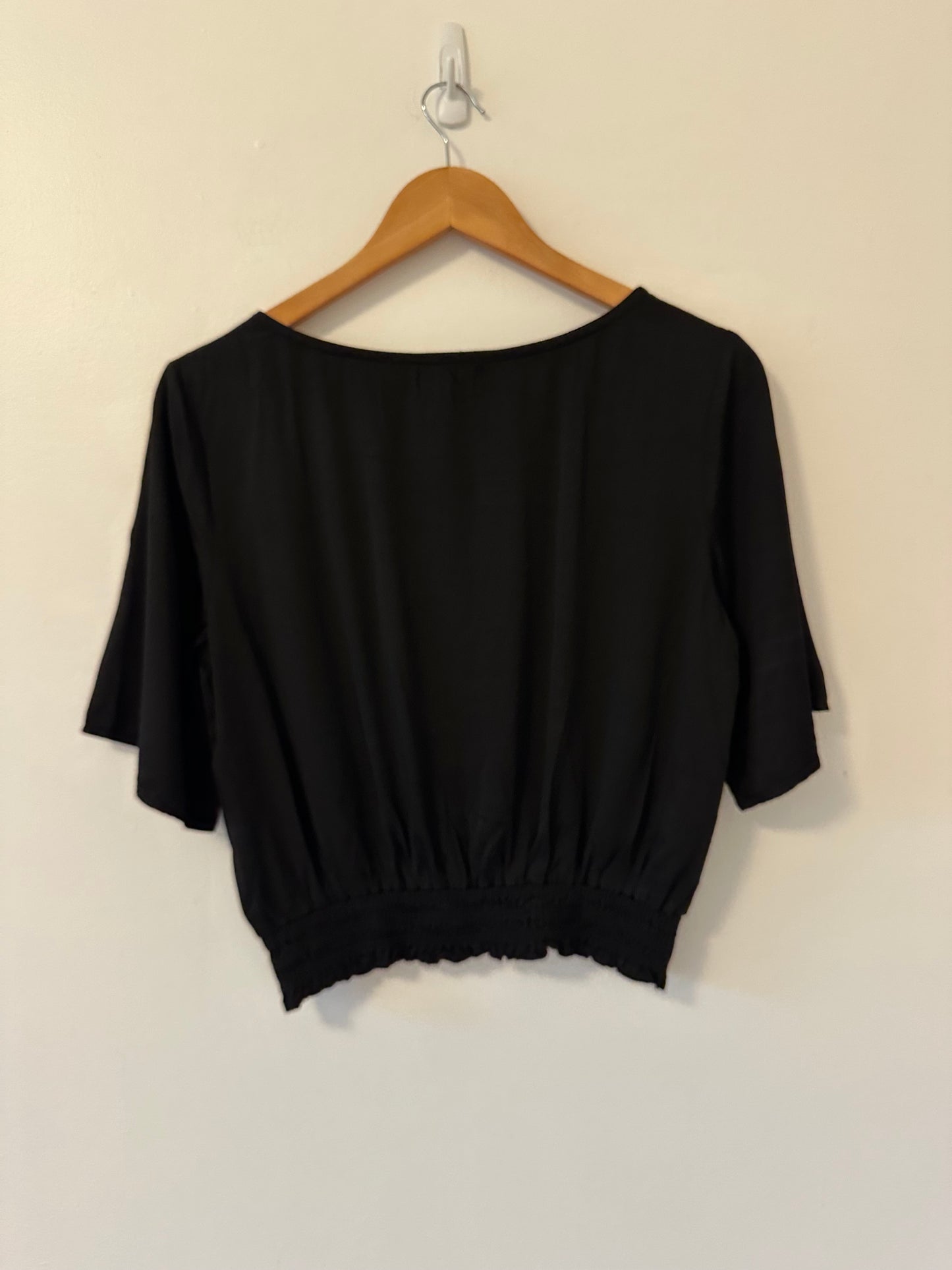 Bella Dahl Satin Smocked Waist Top in Black | Size Medium