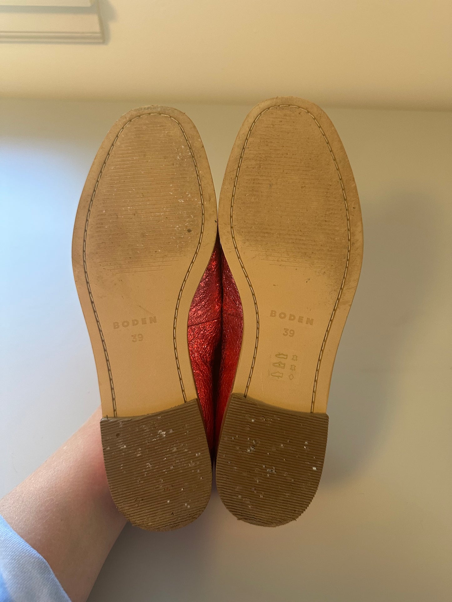 Boden Iris Snaffle Metallic Pink Loafers with Gold Detail | Size 39