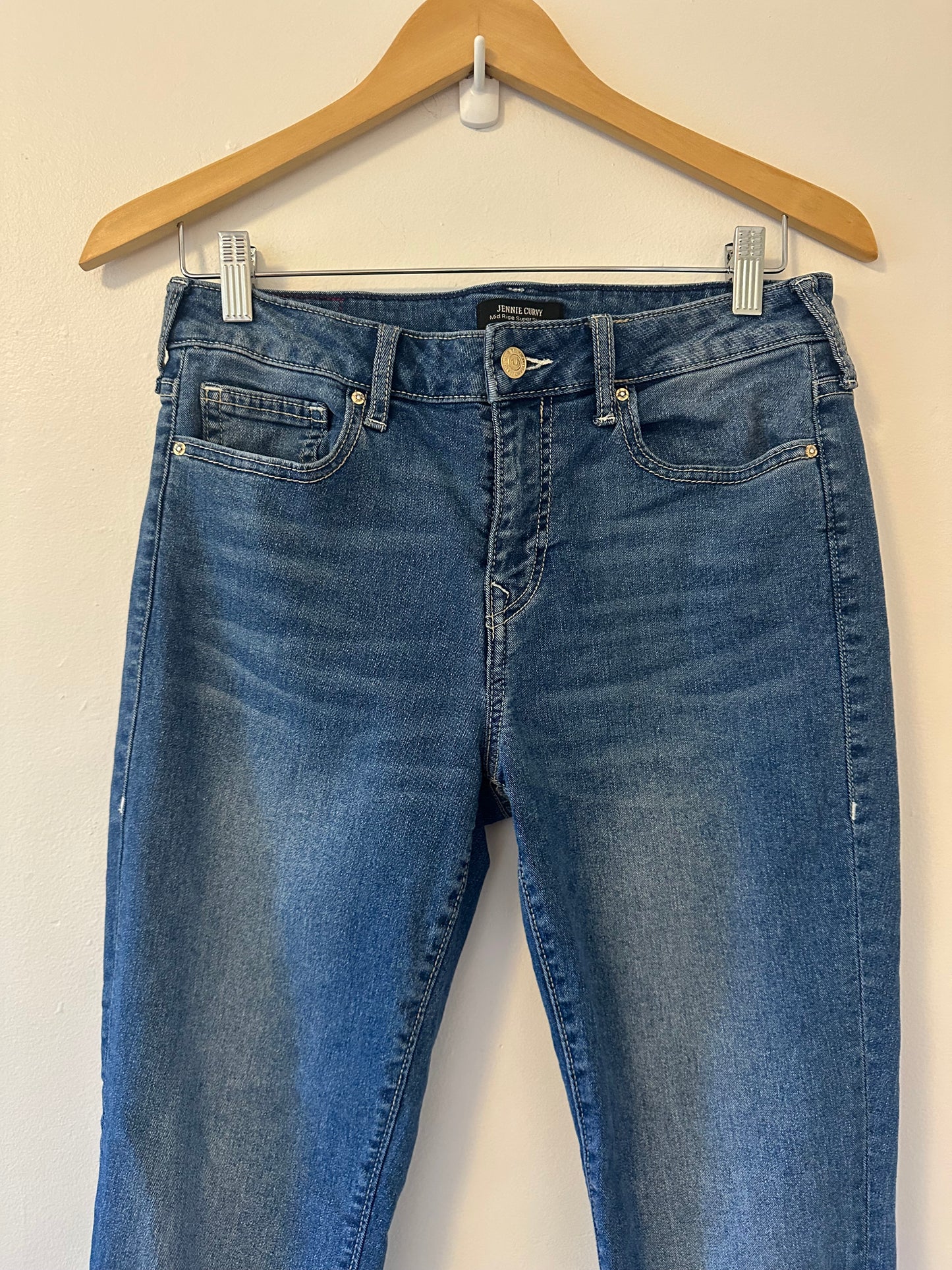 True Religion - Mid Rise Medium Blue Super Skinny Jeans | Size 30