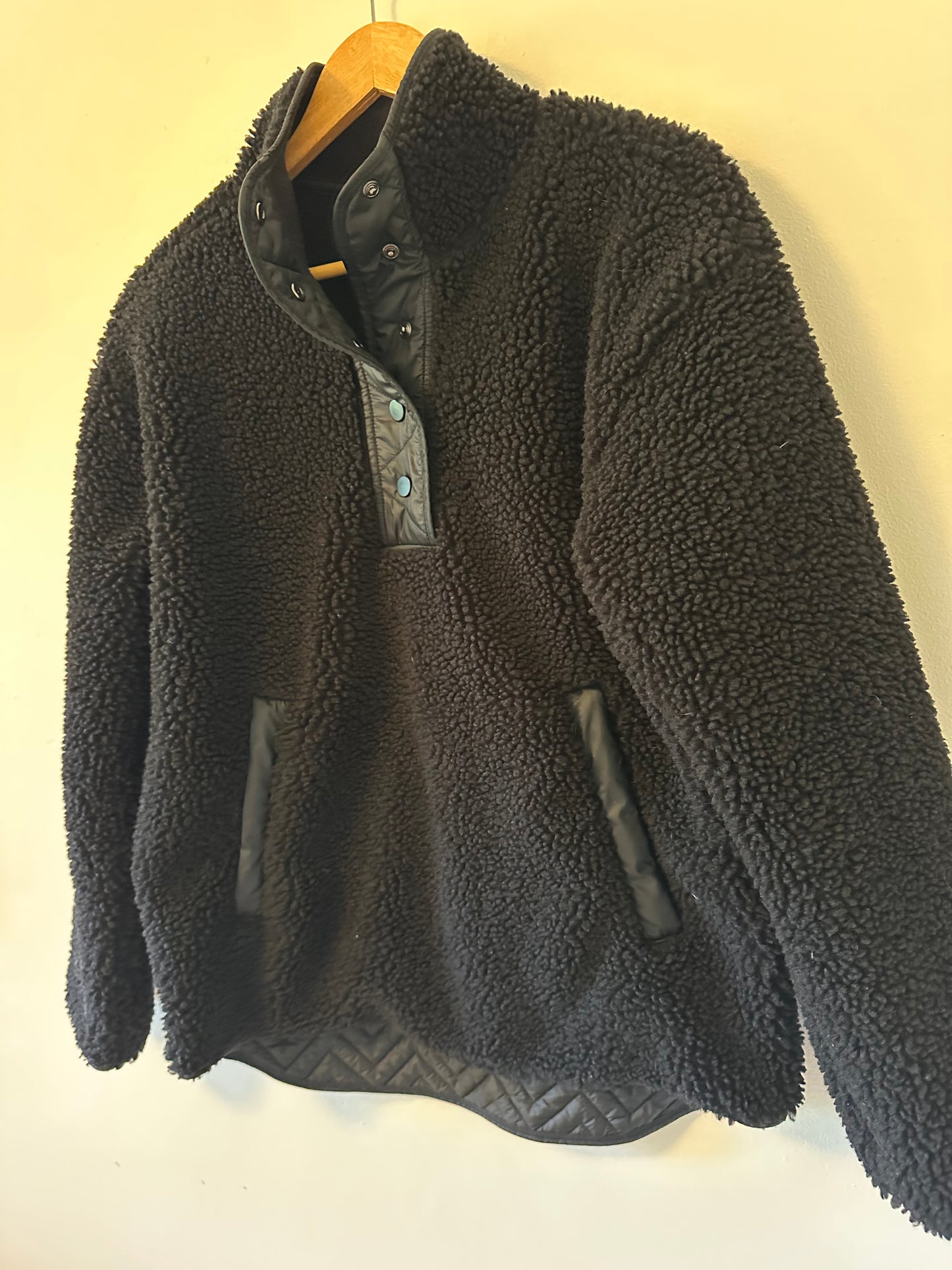Athleta Cozy Sherpa Snap Black Teddy Jacket | Size Small
