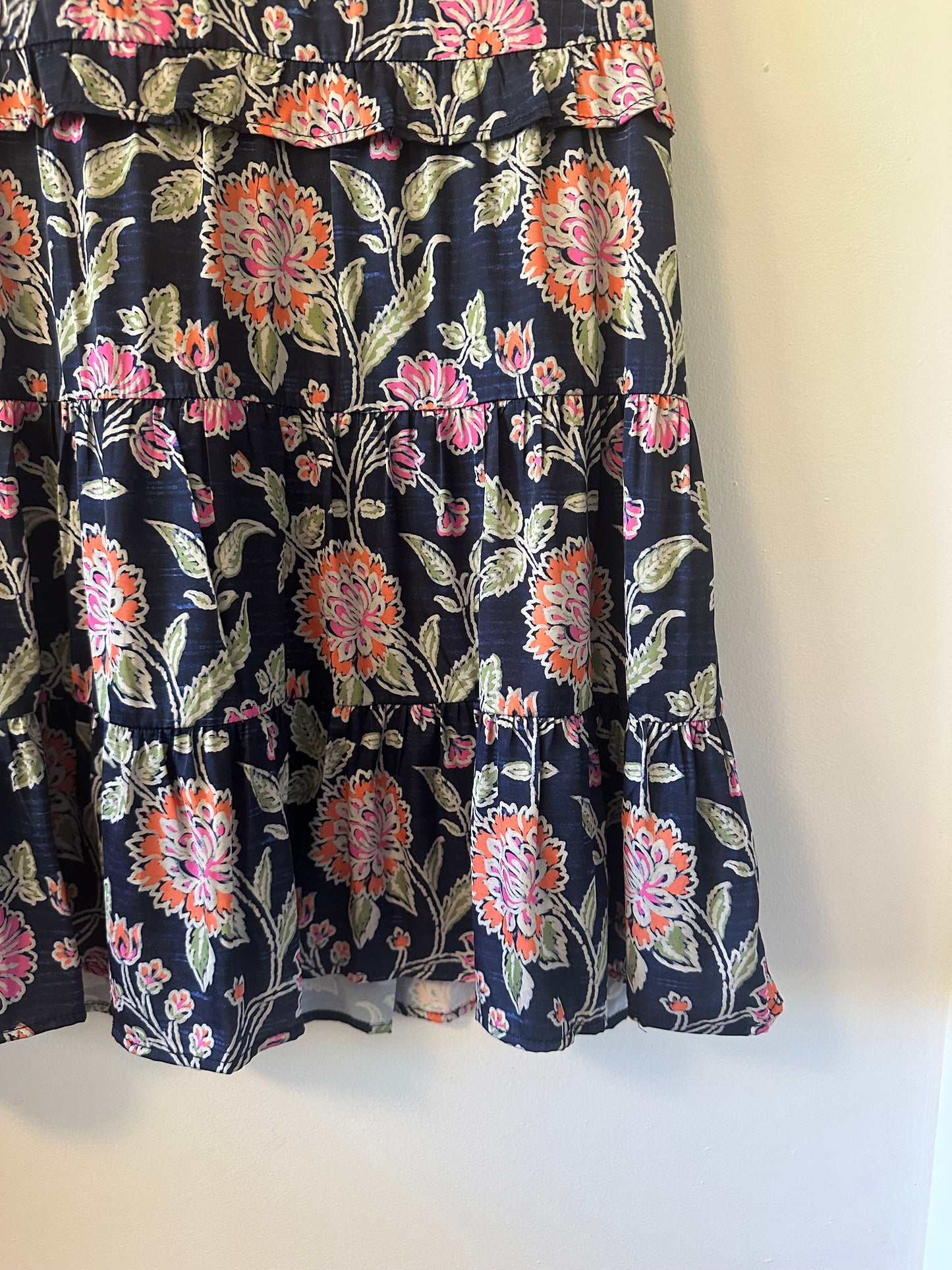 THML Navy Floral Ruffle V-Neck Mini Dress | Size Medium