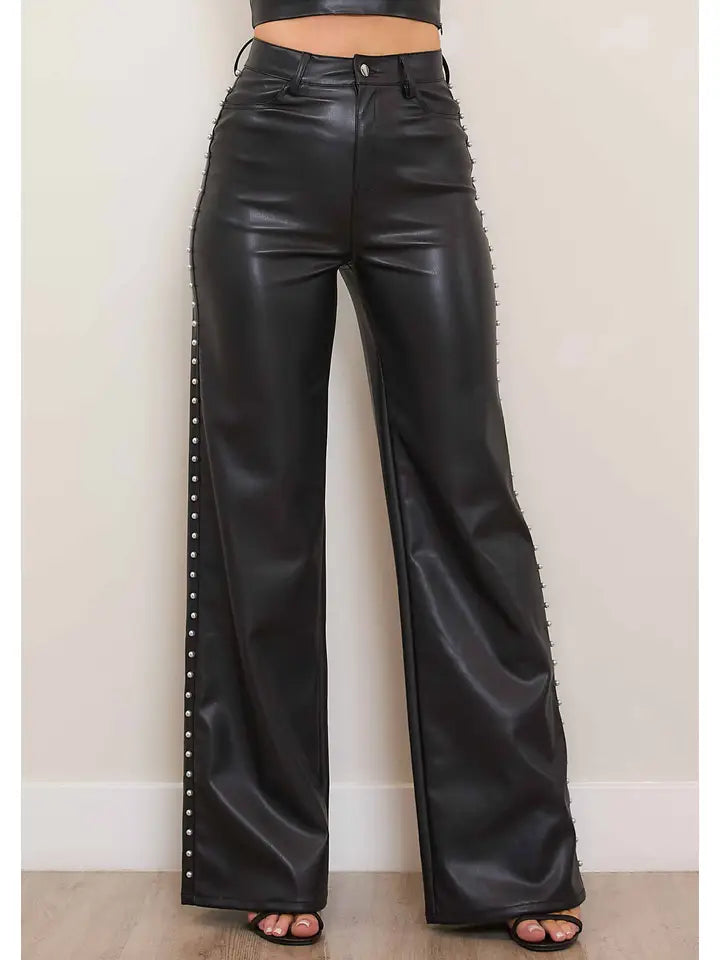 NWT Vibrant Black Leather Pants with Pearl Detailing - Size 28