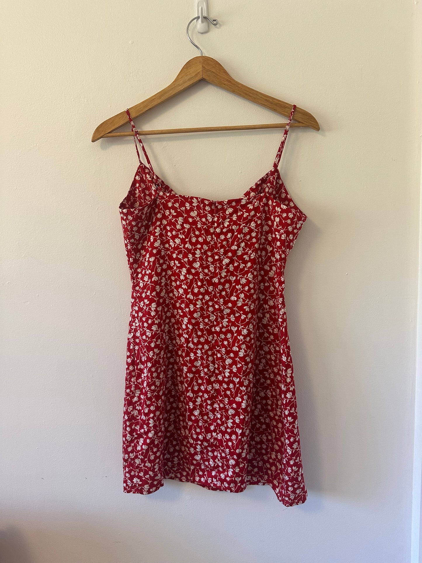 Reformation Red and White Floral Abbot Mini Tie Front Dress | Size 4