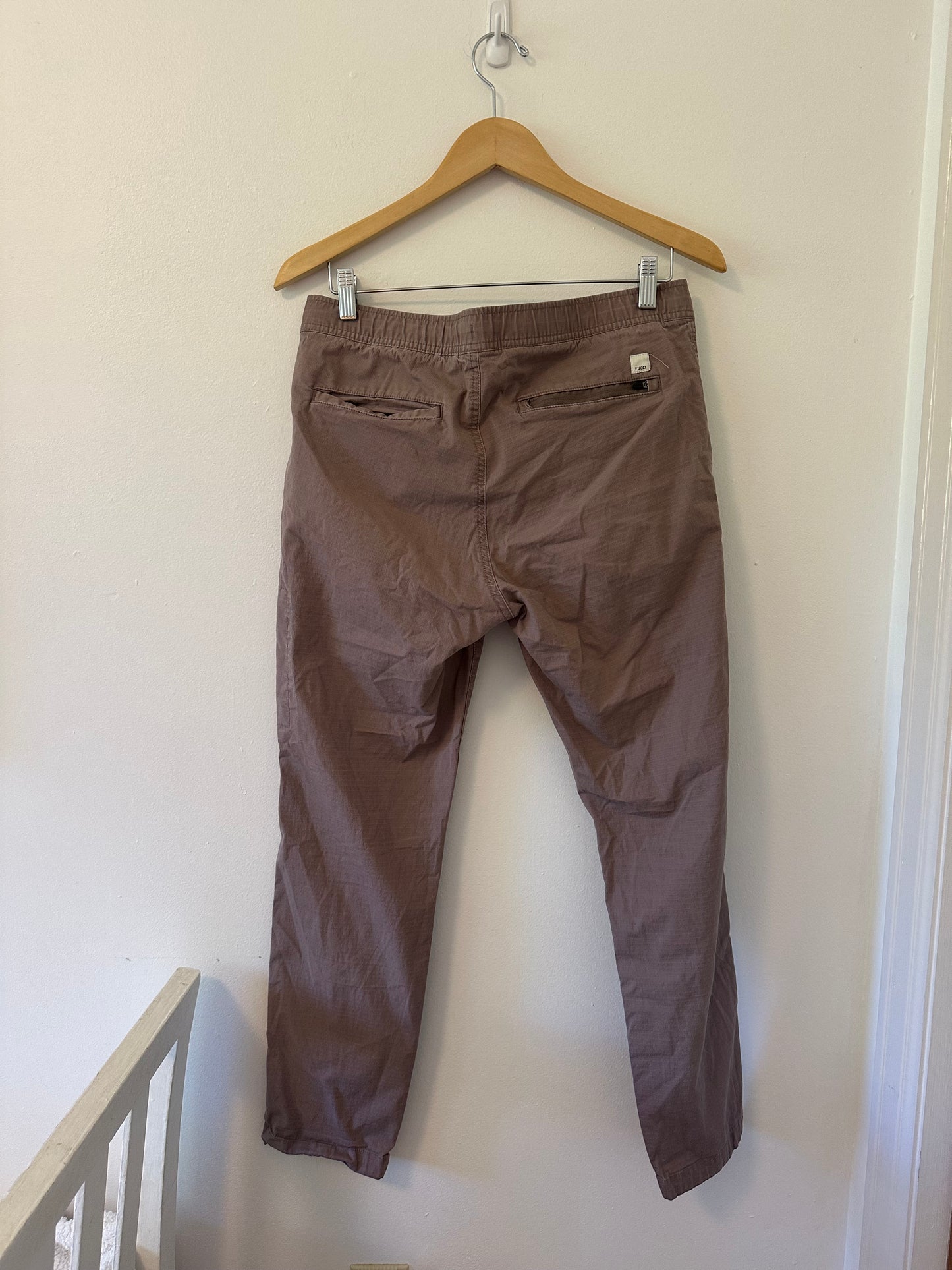 Vuori Ripstop Pants in Mauve - Size Large