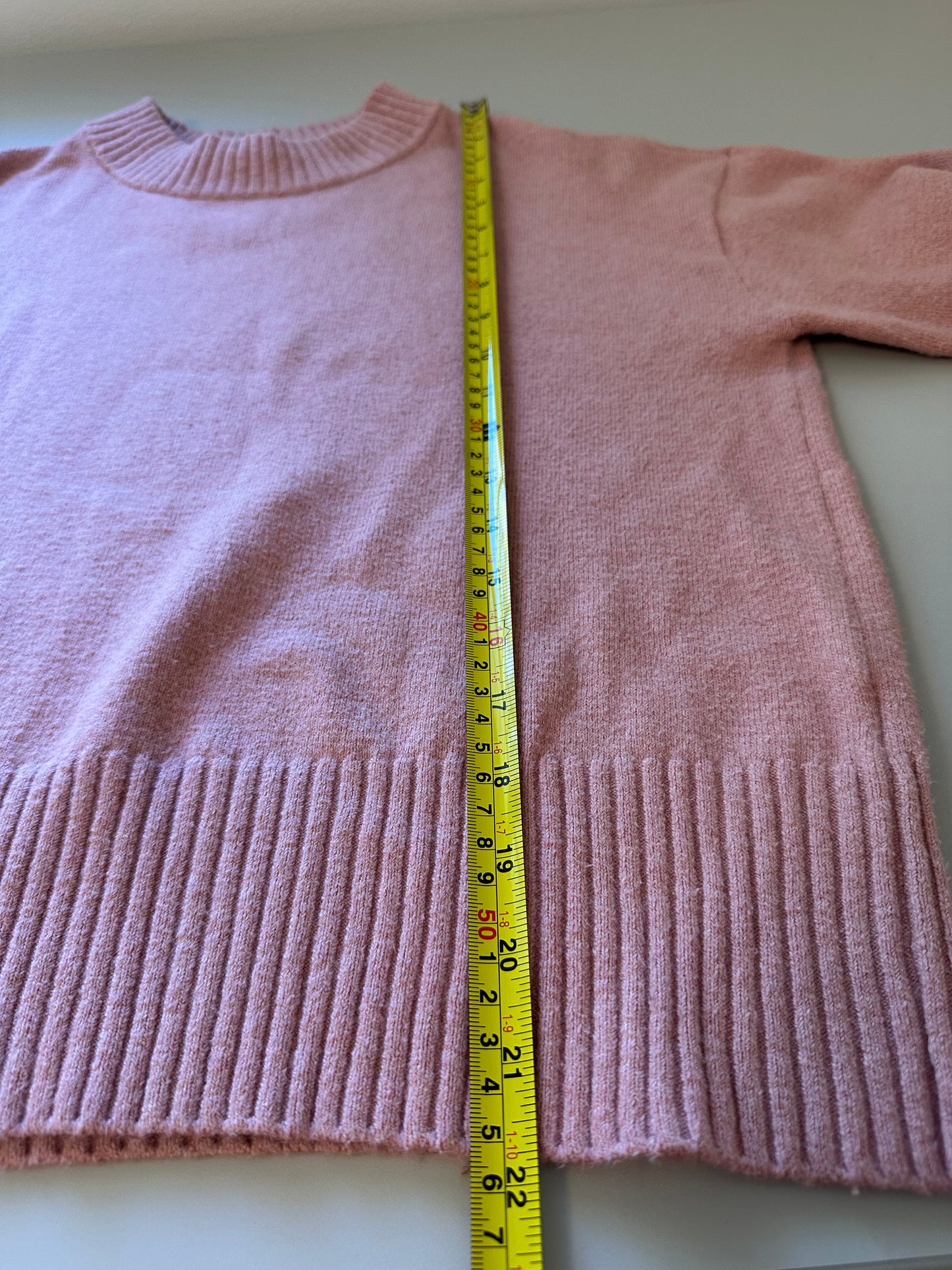 Faherty Jackson Crewneck Sweater in Rose Ash | Size XS