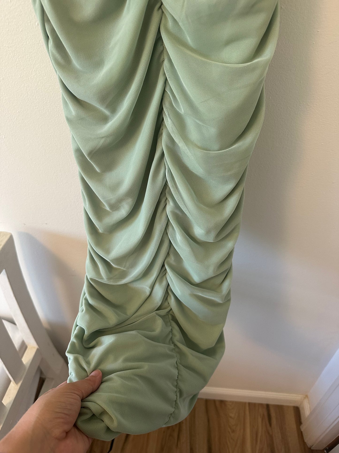 Love X Design One Shoulder Body Con Dress in Sage Green - Size Medium