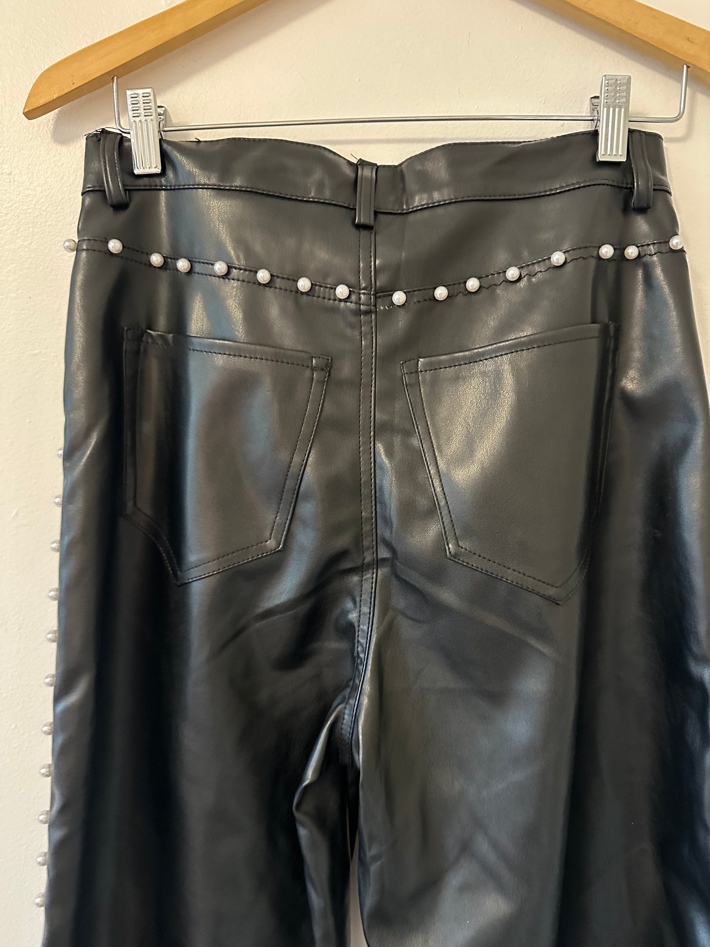 NWT Vibrant Black Leather Pants with Pearl Detailing - Size 28