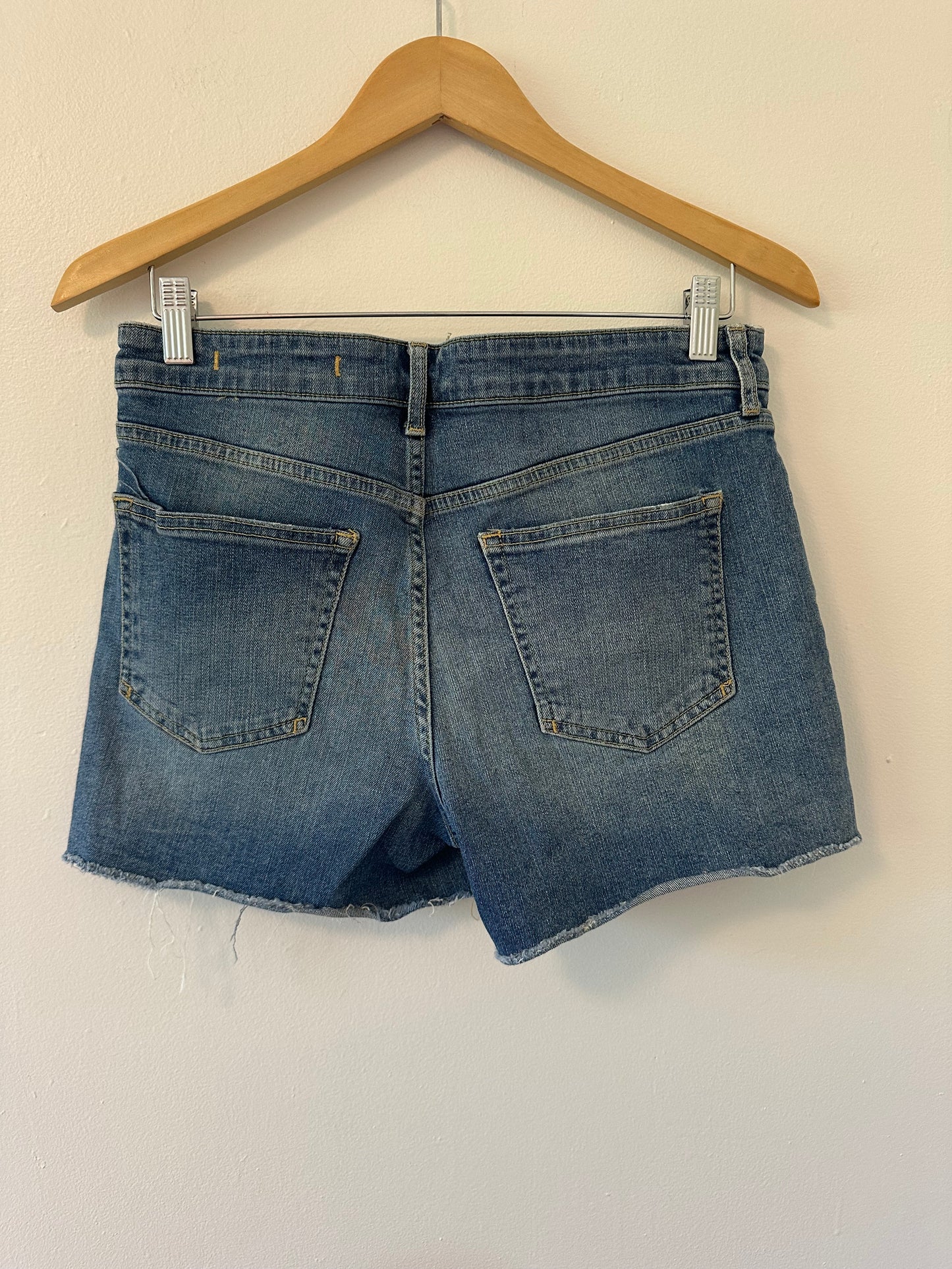 Pilcro Slim Boyfriend Denim Distressed Women Shorts - Size 28