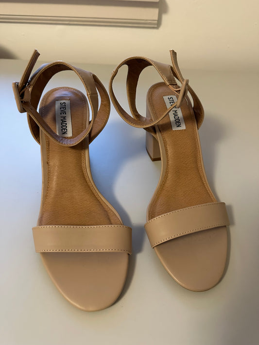 Steve Madden Tan Malia Ankle Strap Block Heel Sandals | Size 9