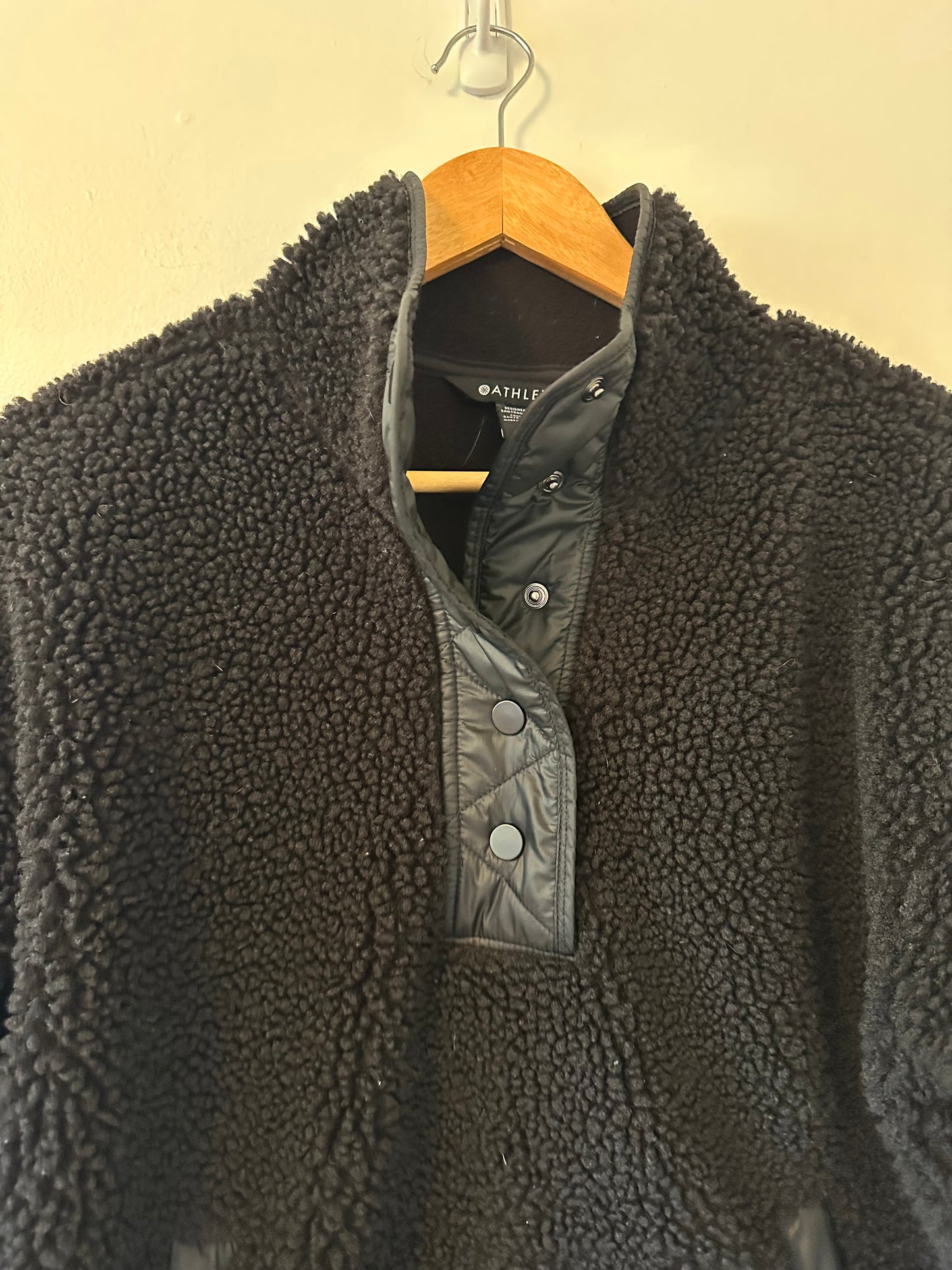 Athleta Cozy Sherpa Snap Black Teddy Jacket | Size Small