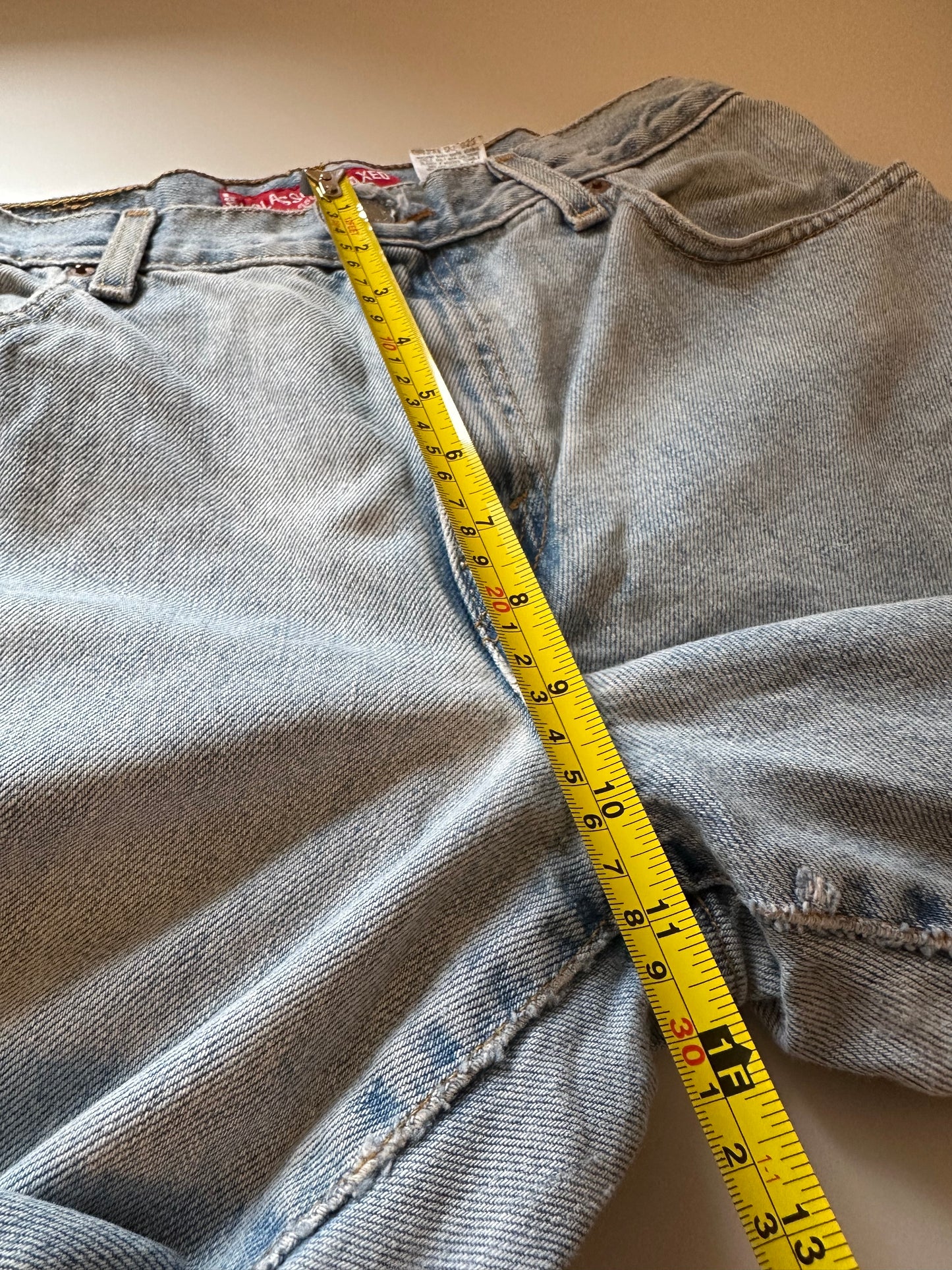 Levi's Vintage High Rise Light Blue Women's 550 Cotton Jeans | Size 10
