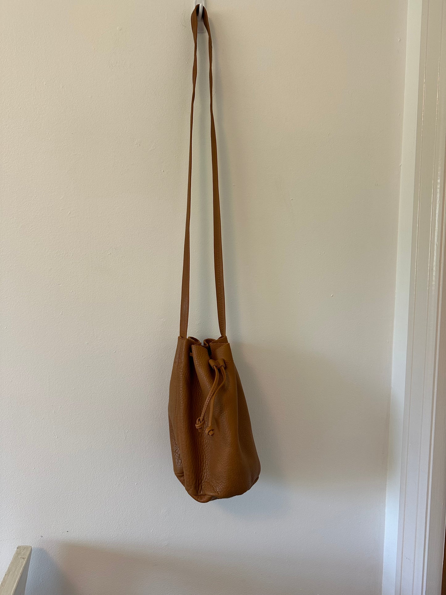 Baggu Drawstring Leather Bag in Caramel