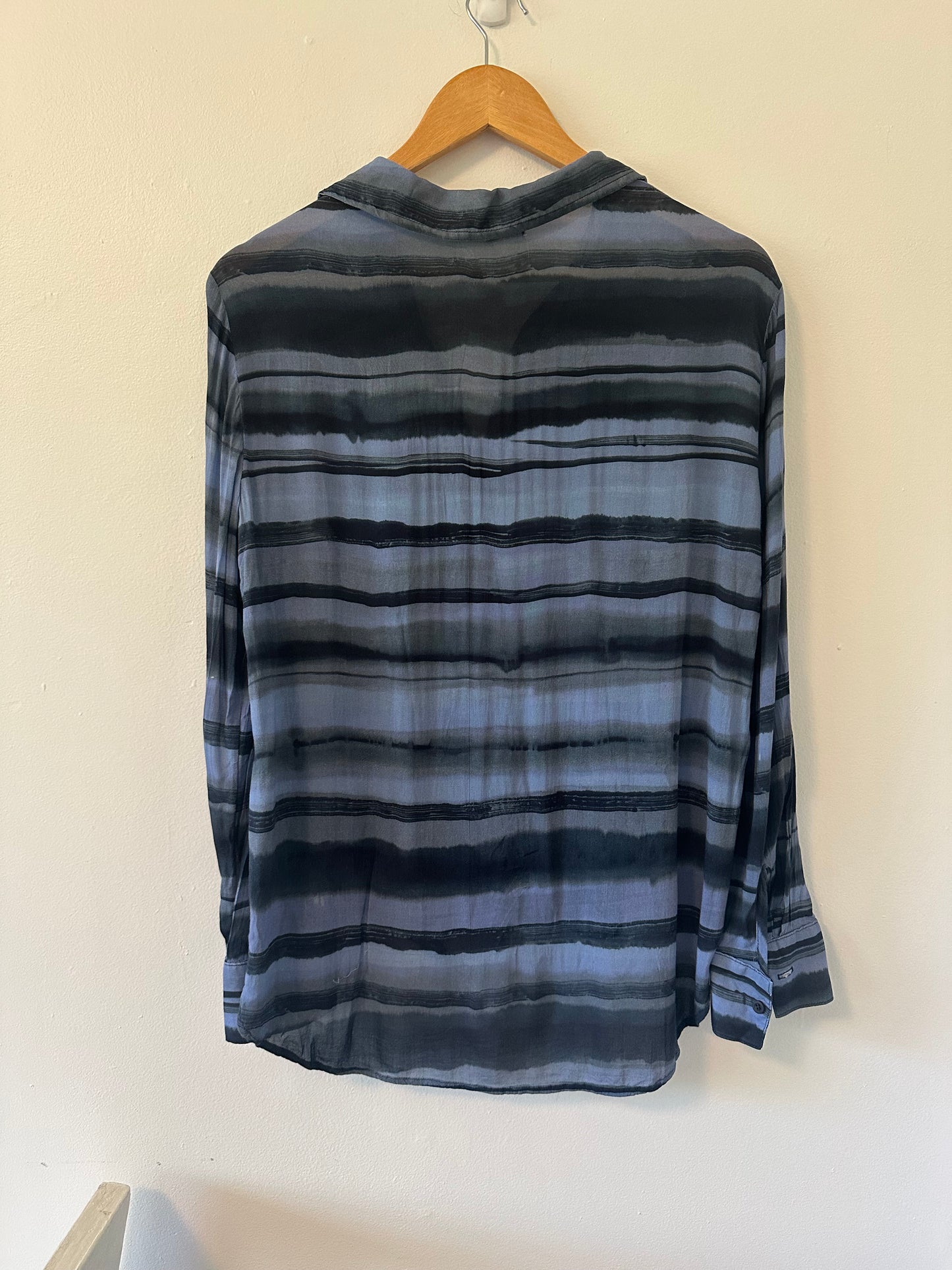 Bella Dahl Blue Striped Lightweight Women's Button Down Top Size Small
