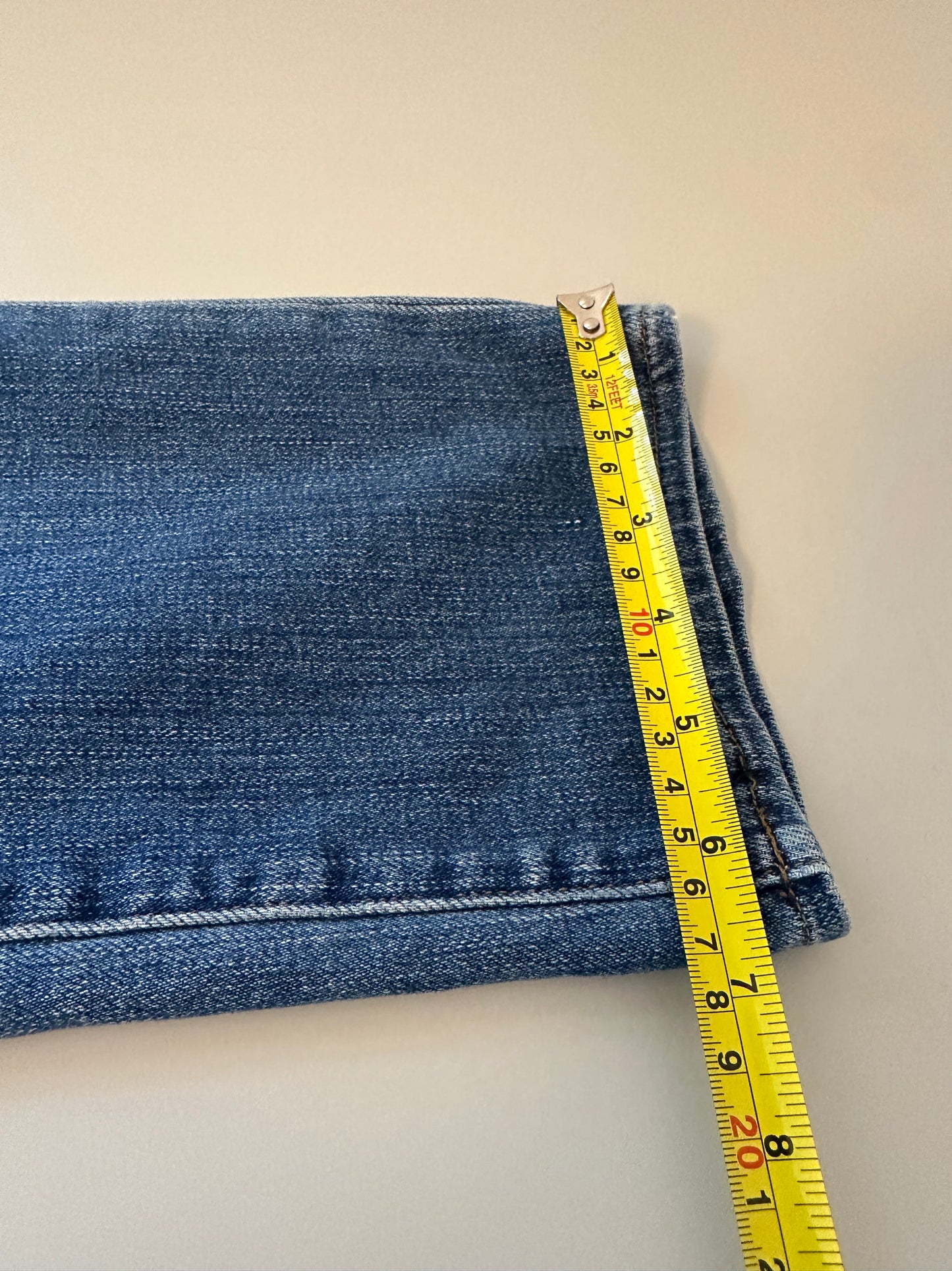 L'AGENCE Classic Blue Straight Leg Jeans | Size 28