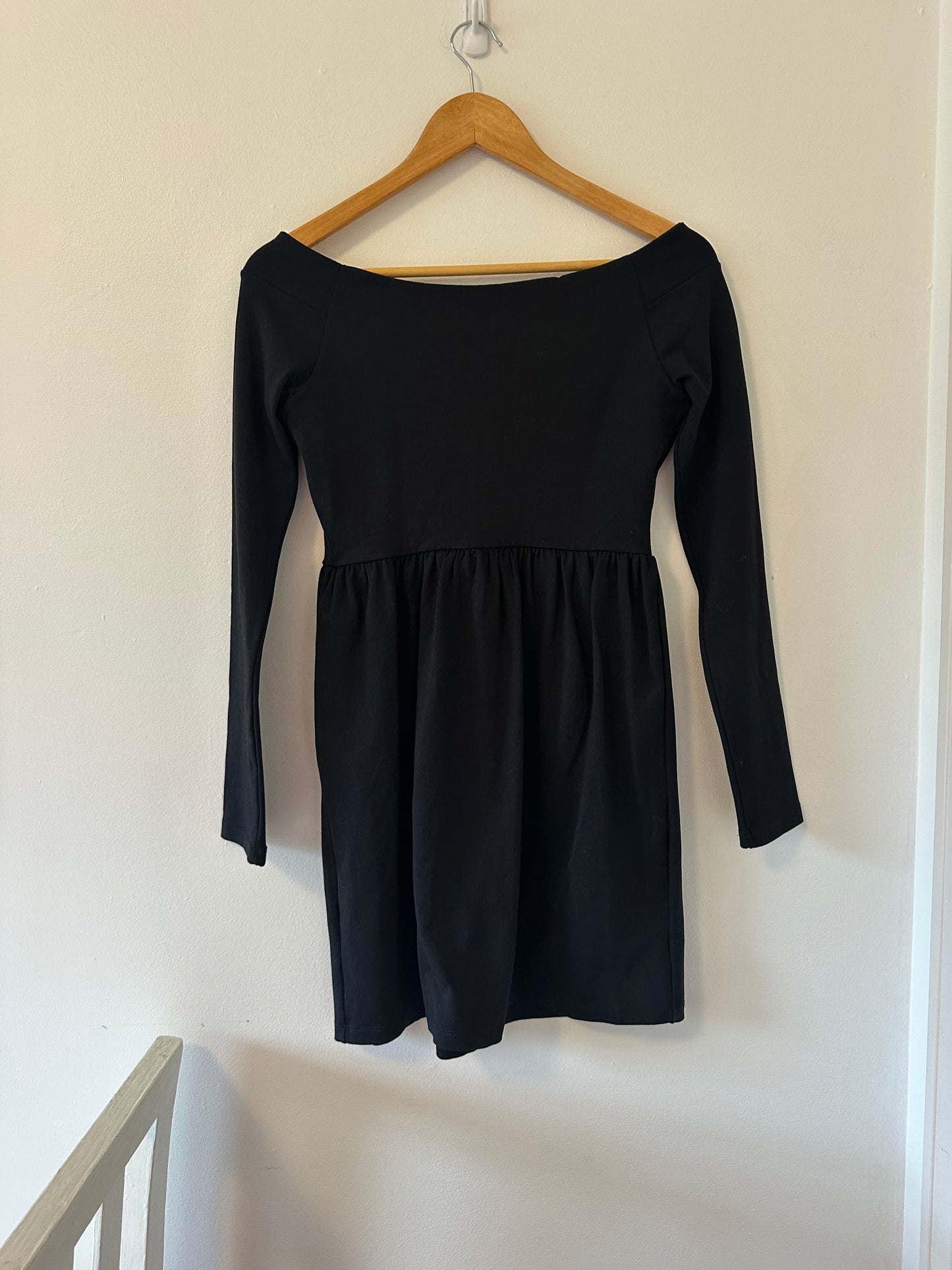 Susana Monaco Black Long Sleeve Boat Neck Mini Dress - Size Small