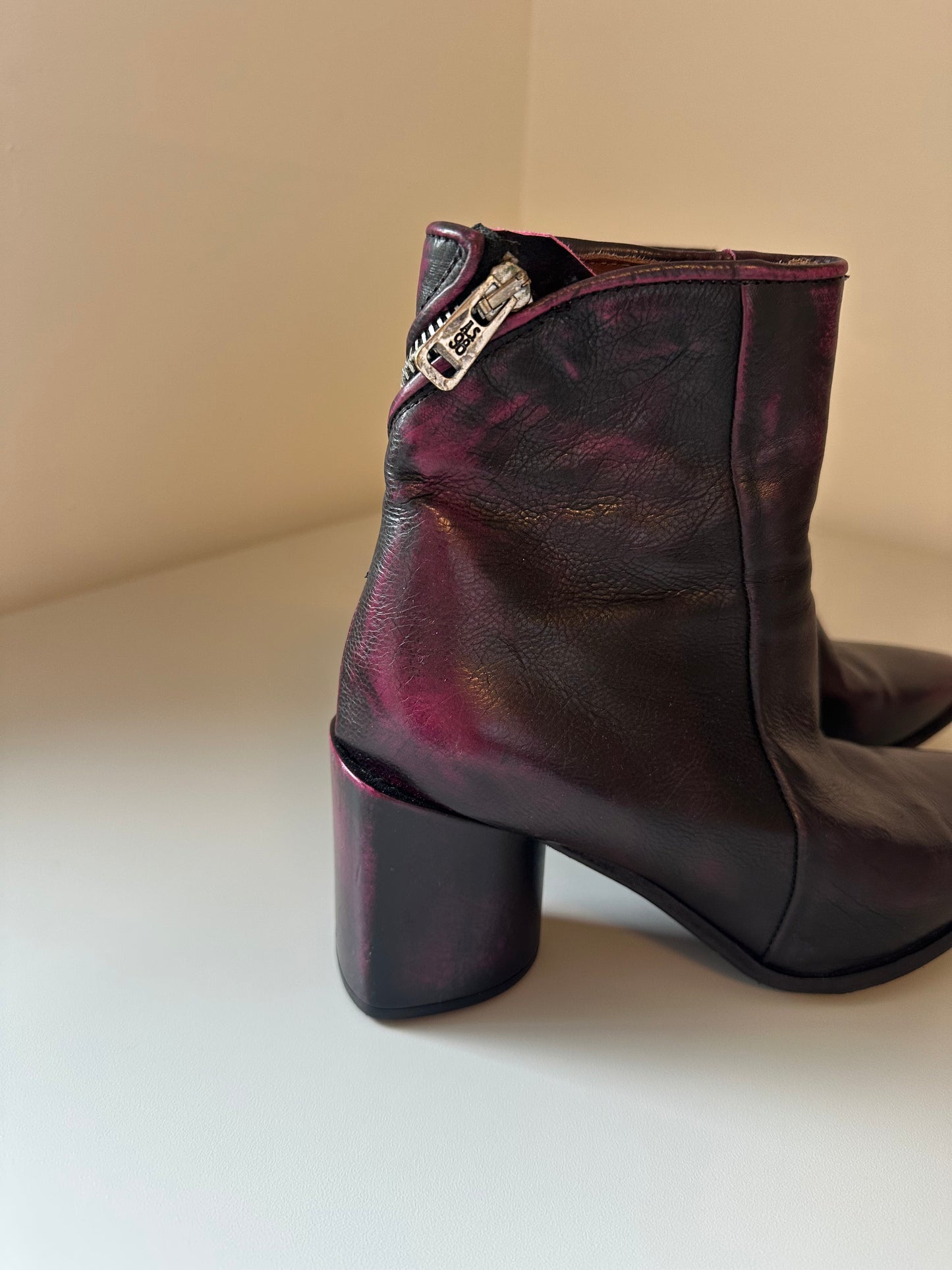A.S. 98 Earl Womens Leather Zipper Ankle & Booties Boots in Fuschia/Black | Size 38
