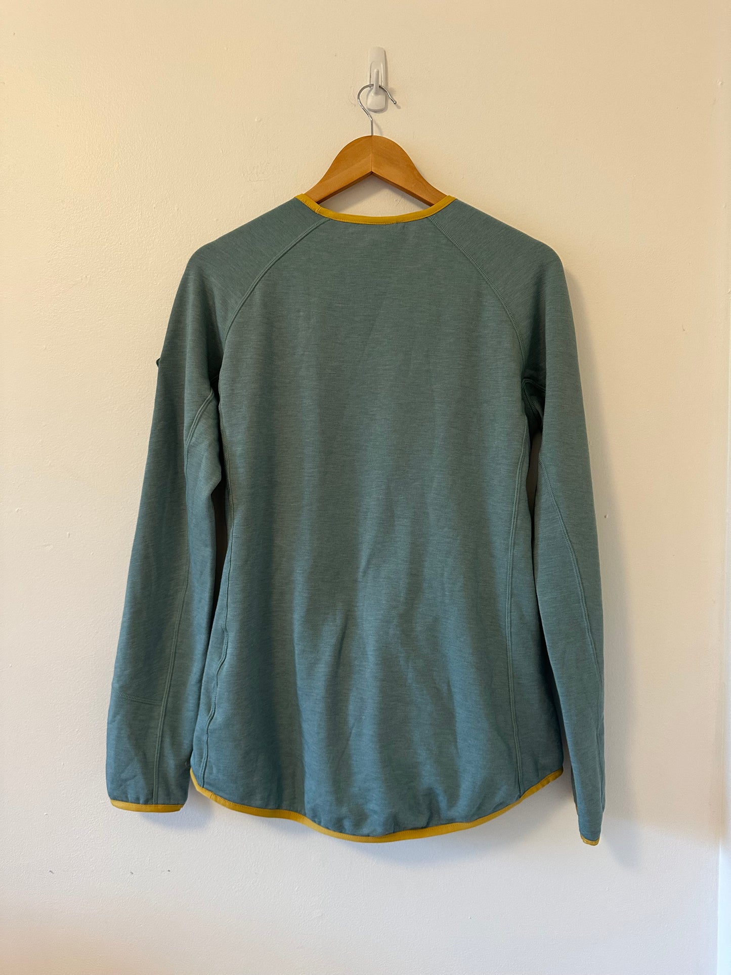 NWT Burton Minturn Crewneck Fleece Long Sleeve Shirt in Trellis Heather | Size Medium
