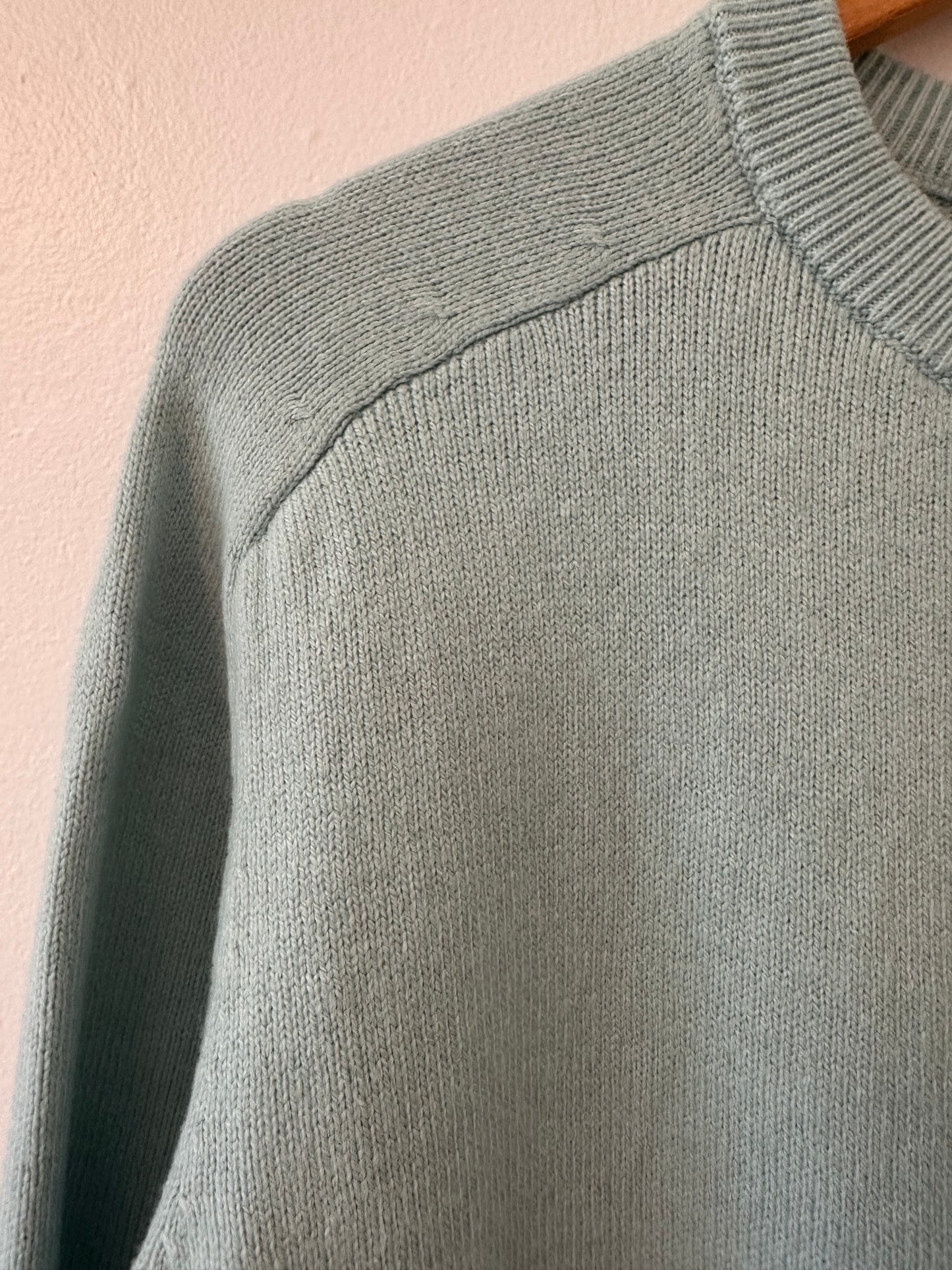 Banana Republic Perfectly Soft Crewneck Sweater in Blue Water - Size Small