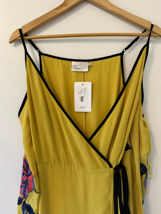 NWT The Room Yellow Long Sleeve Dress Cold Shoulder with Floral Details | Size Small