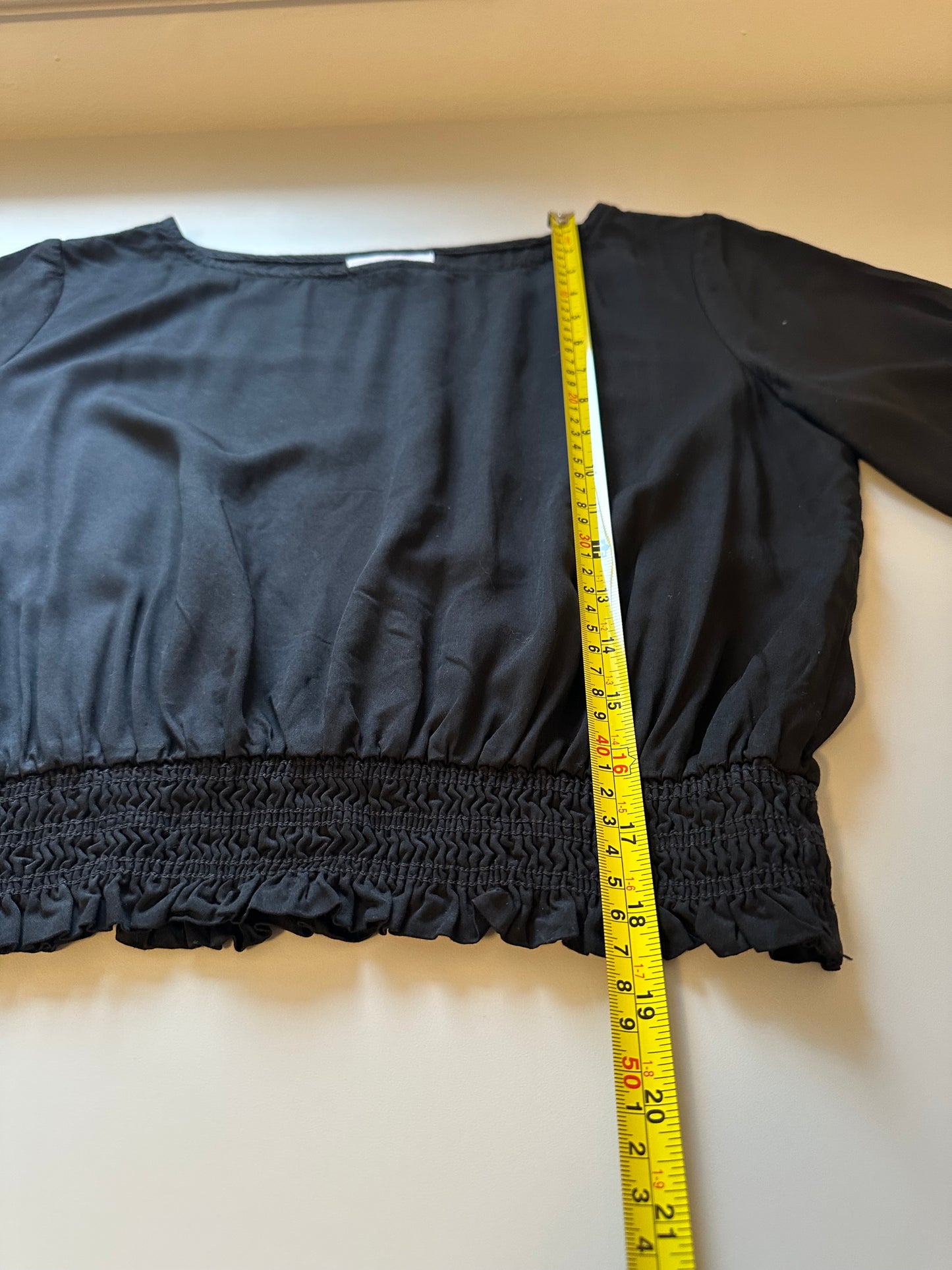 Bella Dahl Satin Smocked Waist Top in Black | Size Medium
