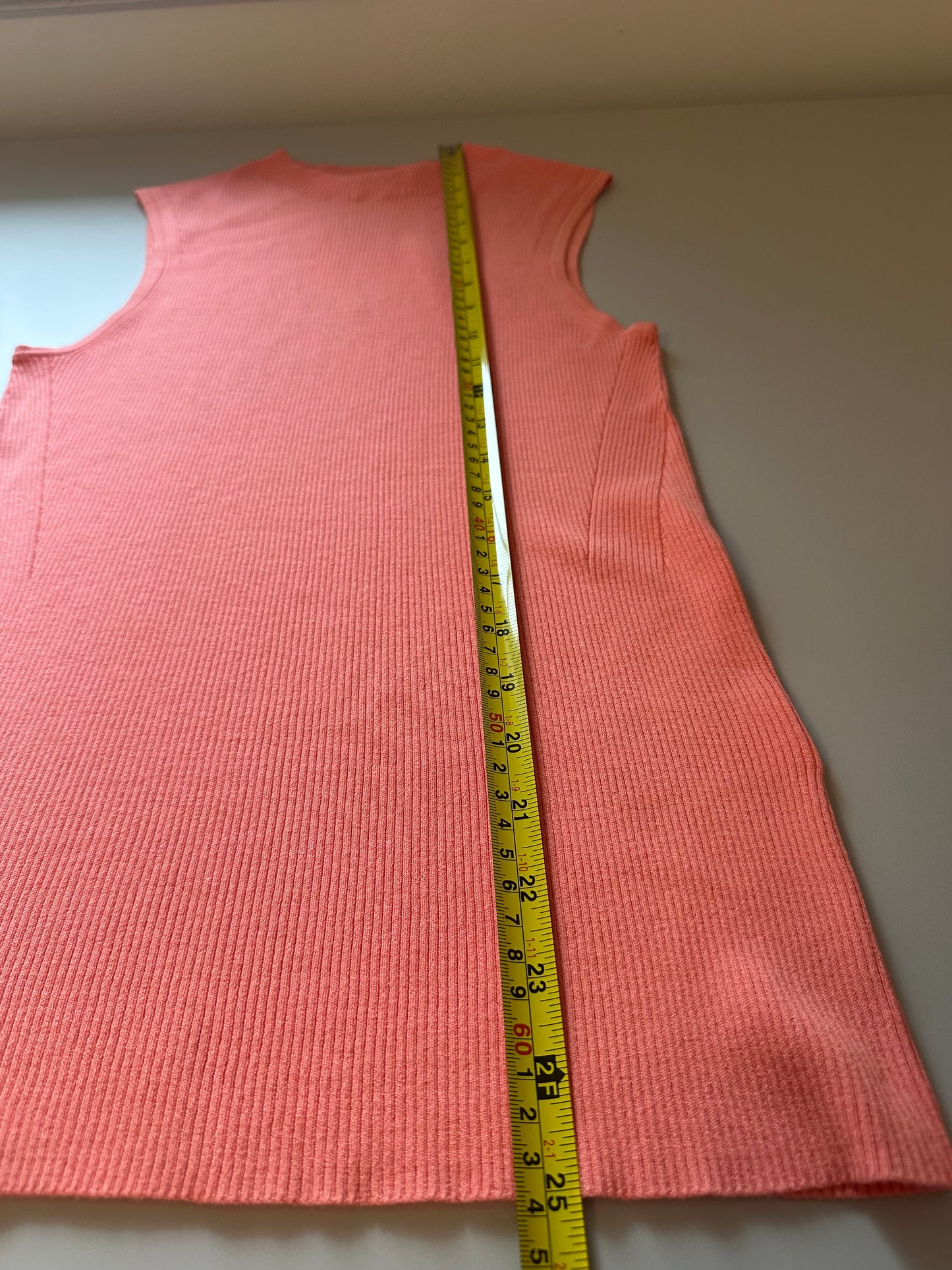 Boss Sleeveless Ribbed Coral Mock Neck Tank Top | Size Large