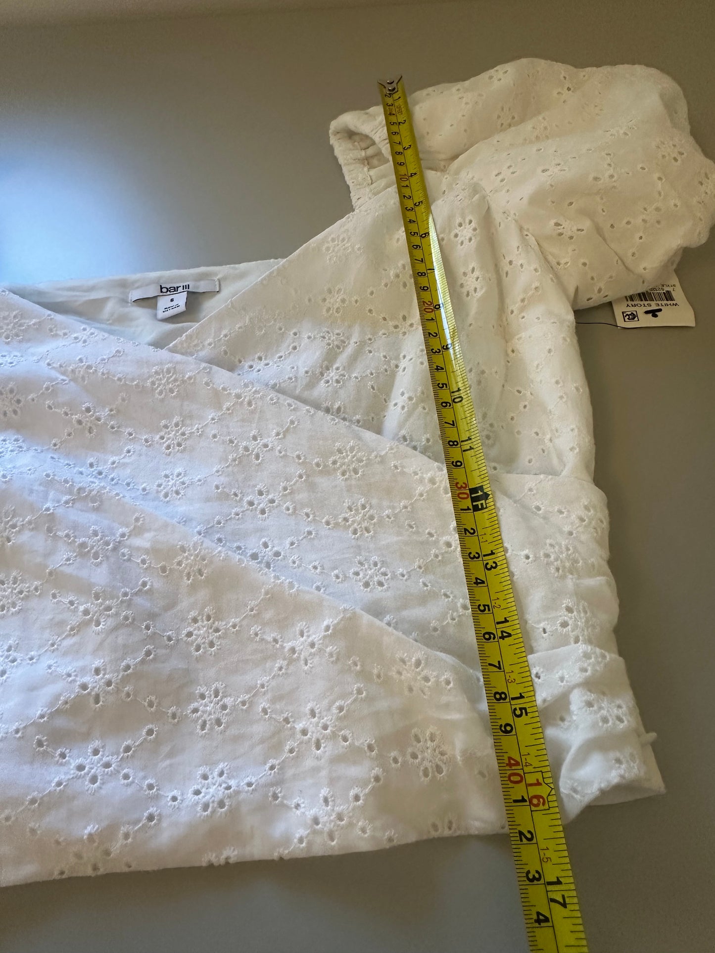 NWT Bar III White Eyelet Wrap Cropped Puff Sleeve Blouse | Size 6