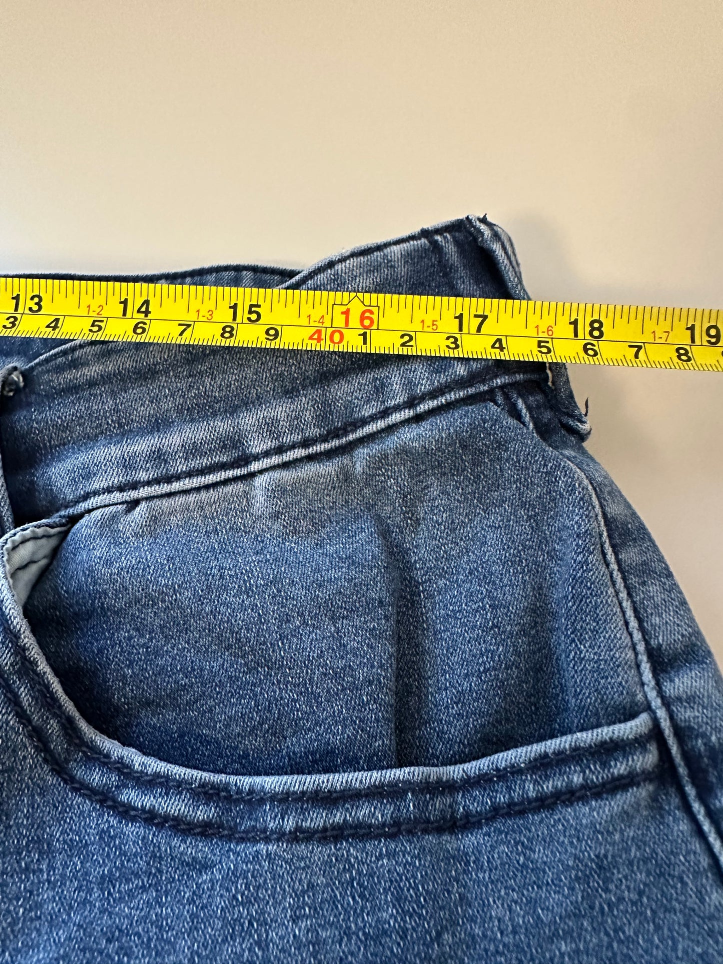 Universal Standard Carrie High Rise Wide Leg Jeans | Size 16