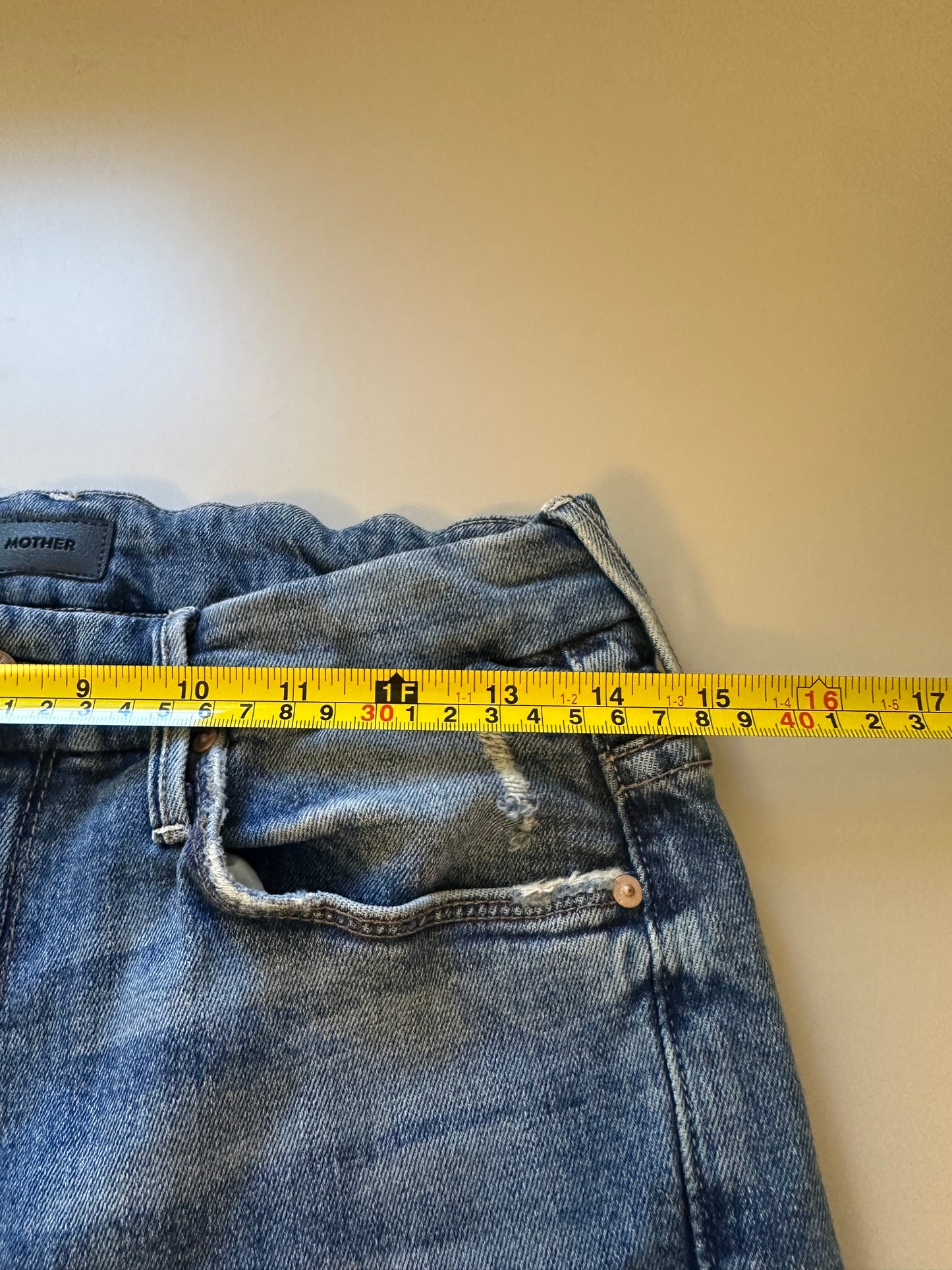 MOTHER High Waisted Looker Ankle Blue Cropped Jeans in Popism | Size 28