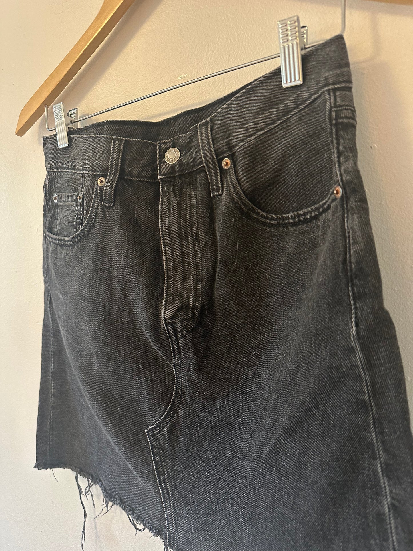 Levi's Black Distressed Hem Denim Mini Jean Skirt | Size 27