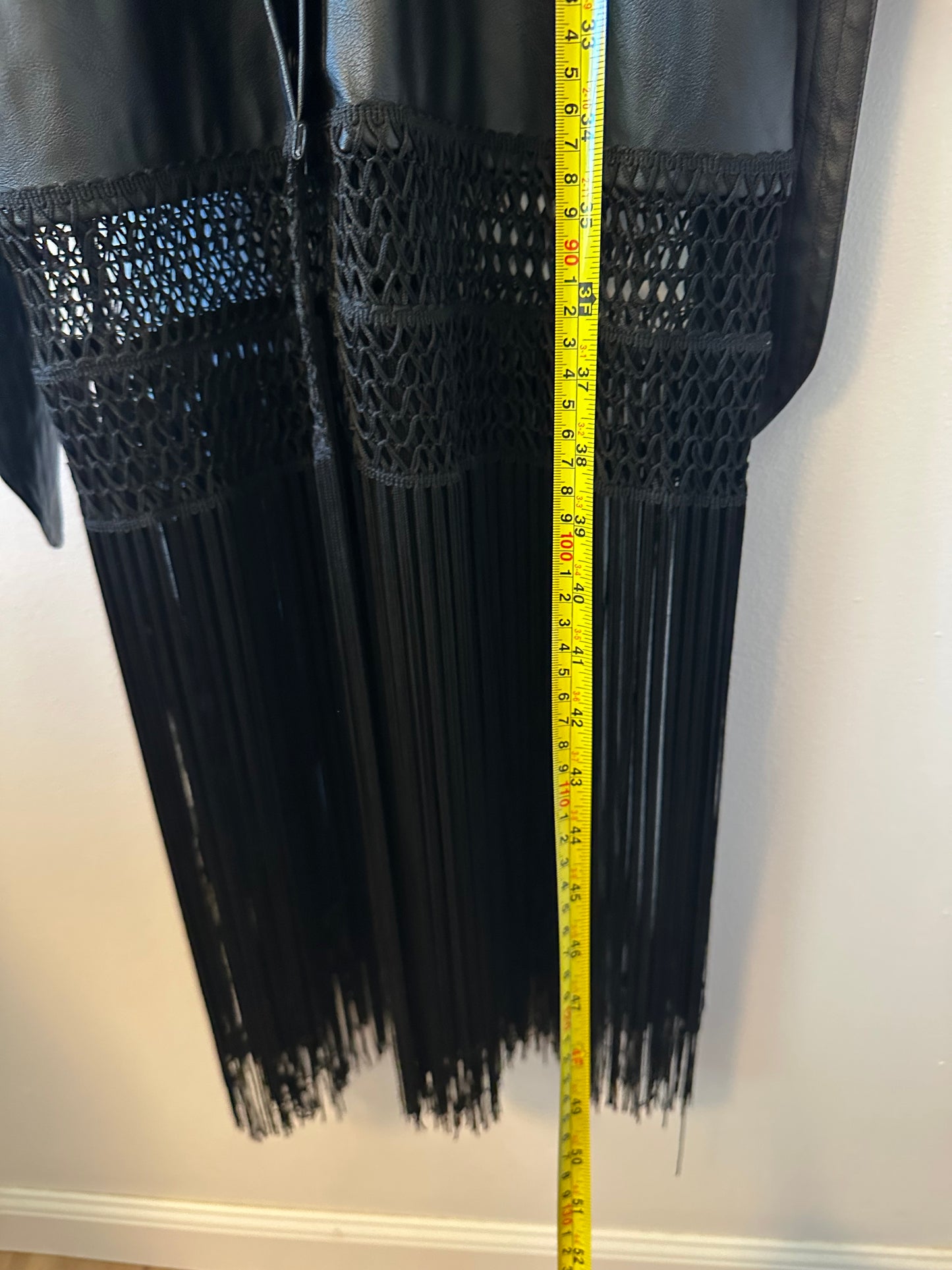 No Pise La Grama Black La Victoria Long-Sleeve Fringe Dress | Size 8