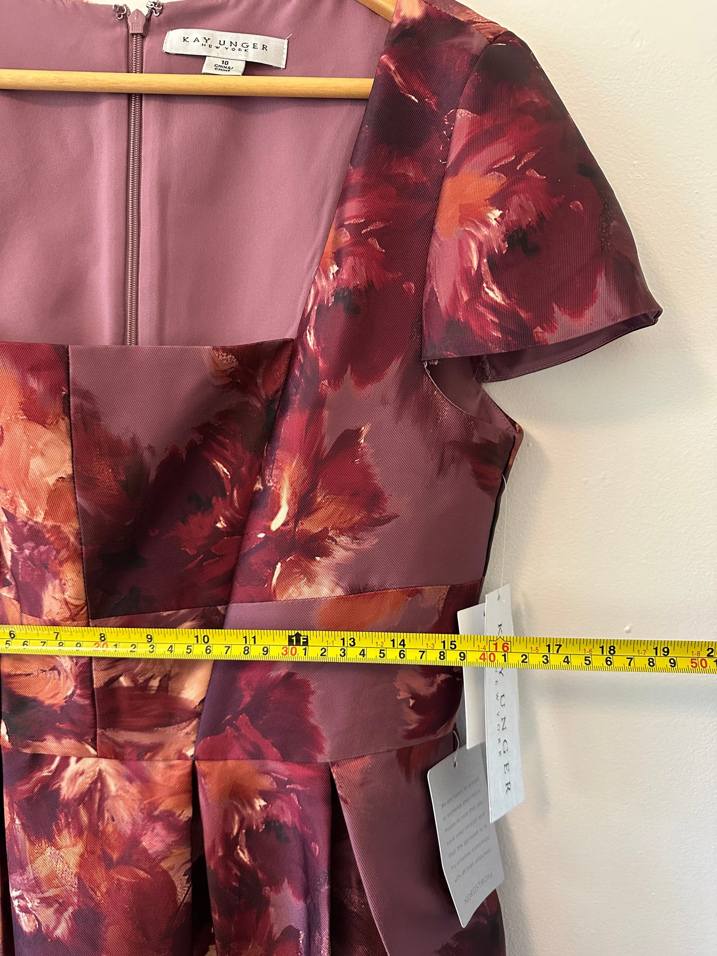 NWT Kay Unger Tierney Floral Midi Dress in Garnet Multi - Size 10