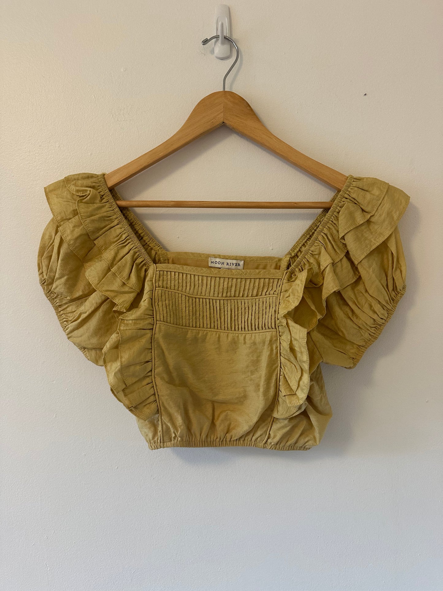 Moon River Puff Sleeve Yellow Ruffled Cropped Blouse | Size XS