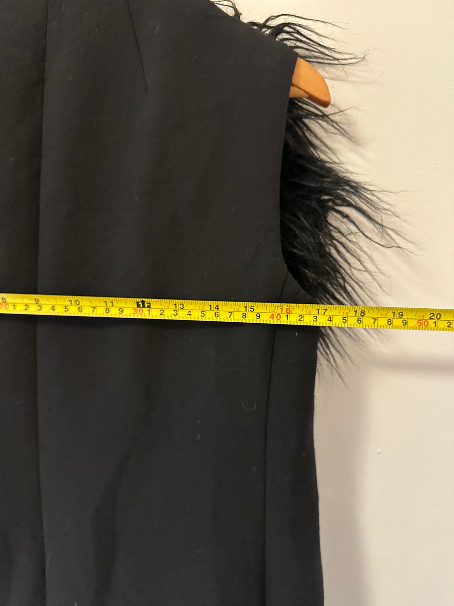 Theory Black Faux Fur Teddy Vest - Size Small