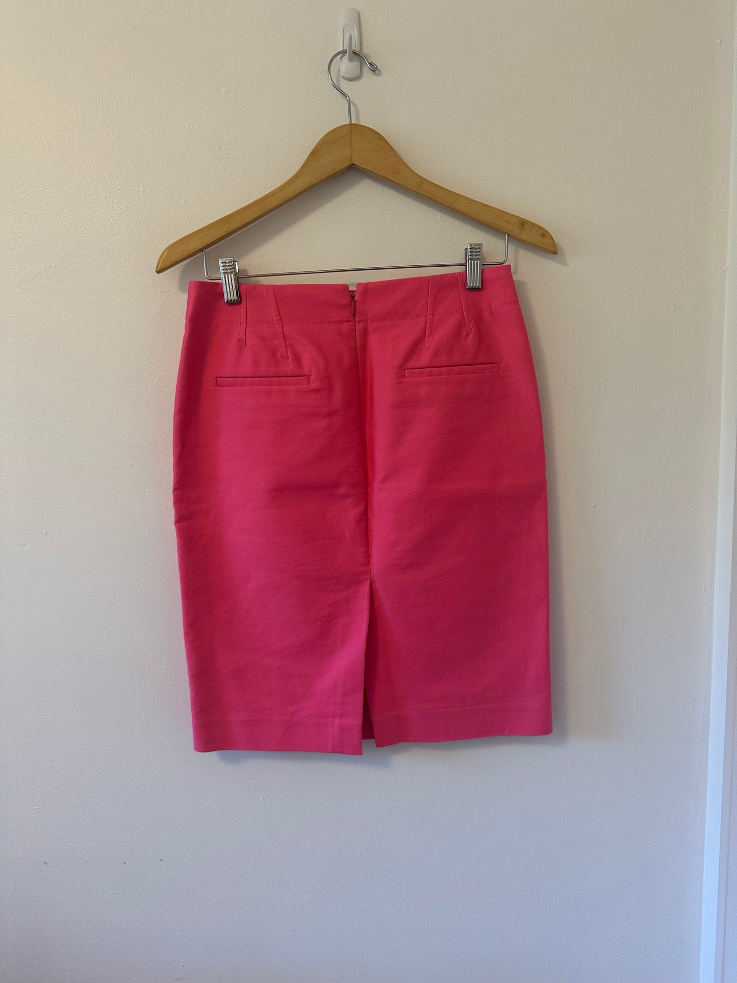 J. Crew - Bright Pink Stretch Cotton Poplin Pencil Skirt | Size 2