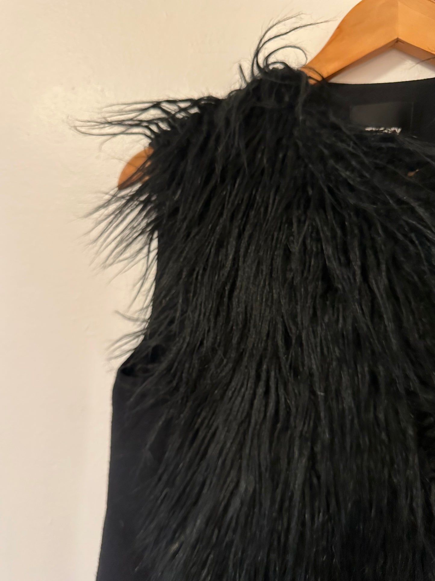 Theory Black Faux Fur Teddy Vest - Size Small