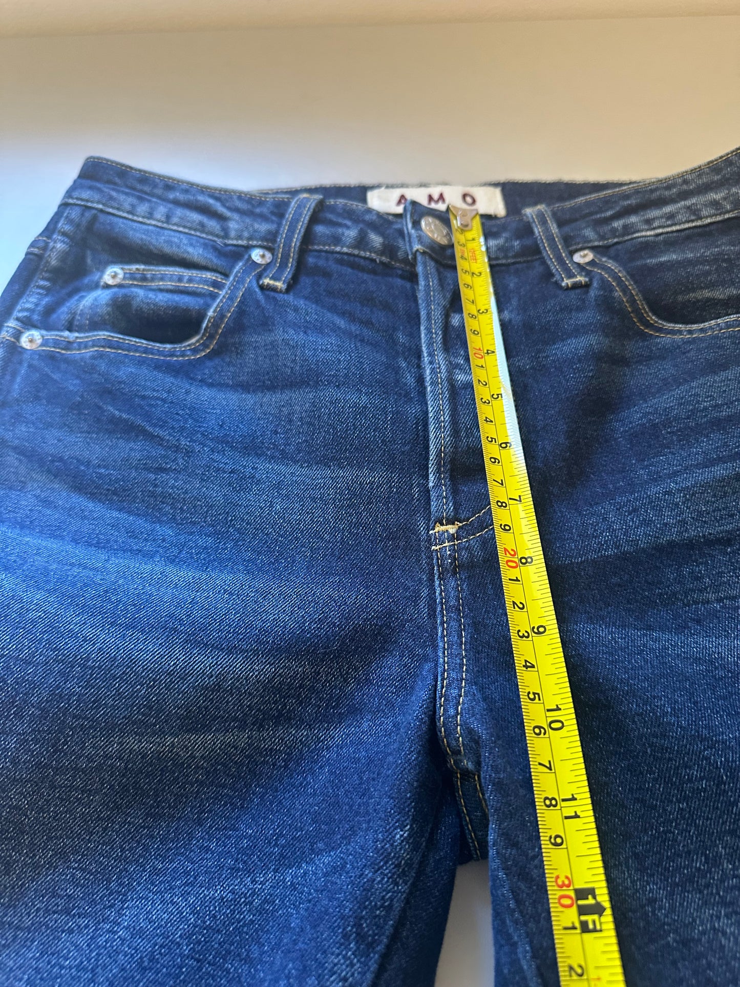 AMO Denim Babe High Rise Cropped Jeans in True Blue | Size 29