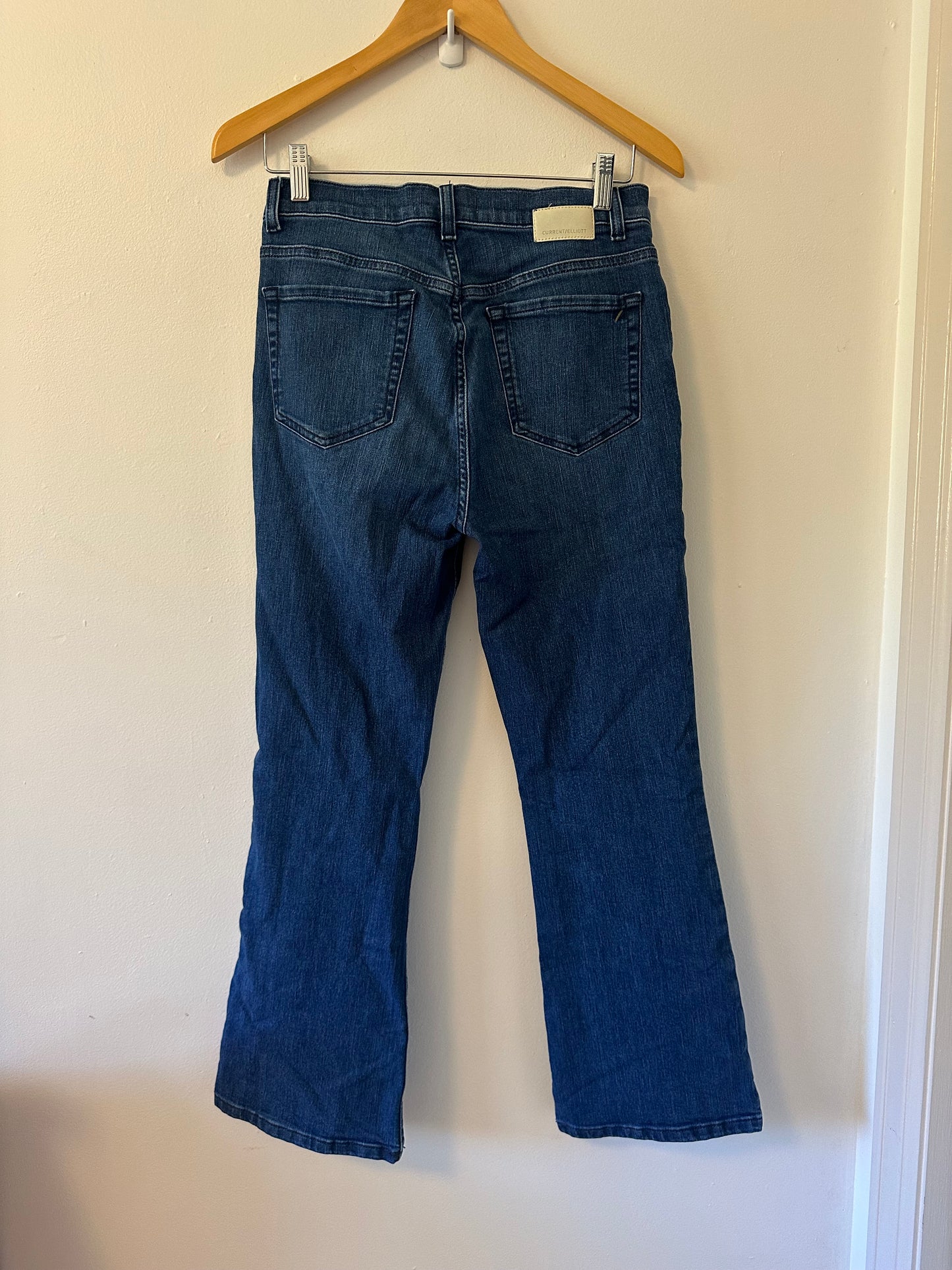 Current/Elliott Dark Blue Flare Jeans | Size 28