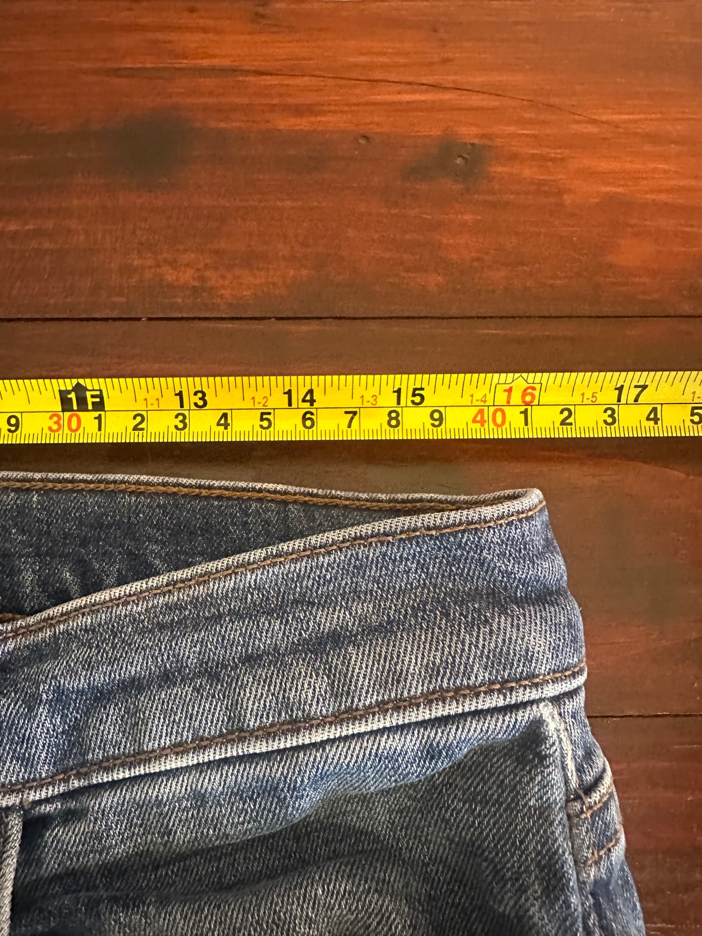 J Brand Cropped Ellis Blue Denim Jeans in Rival - Size 29