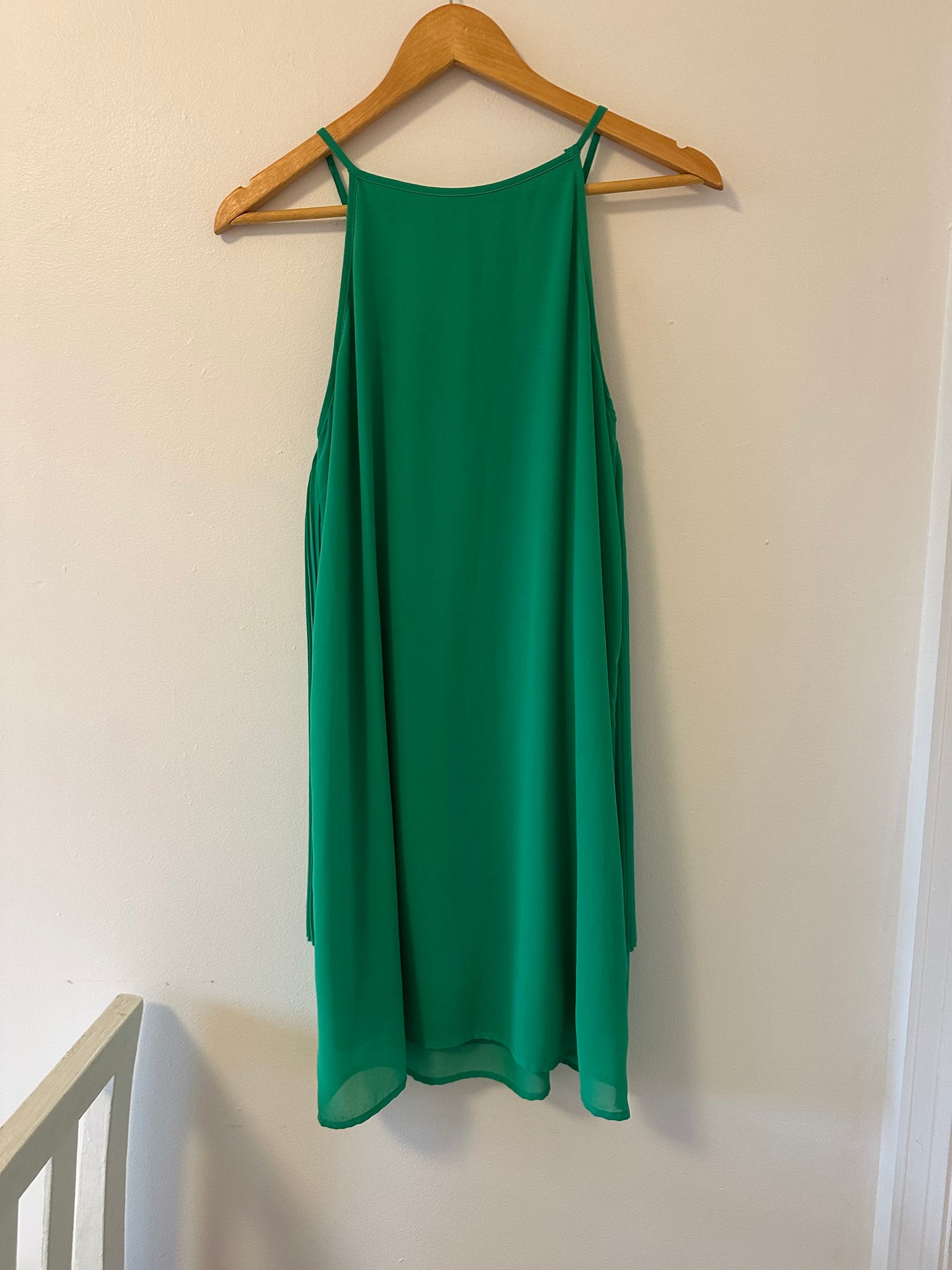 Ya Los Angeles Green Tiered Pleated Dress - Size Medium