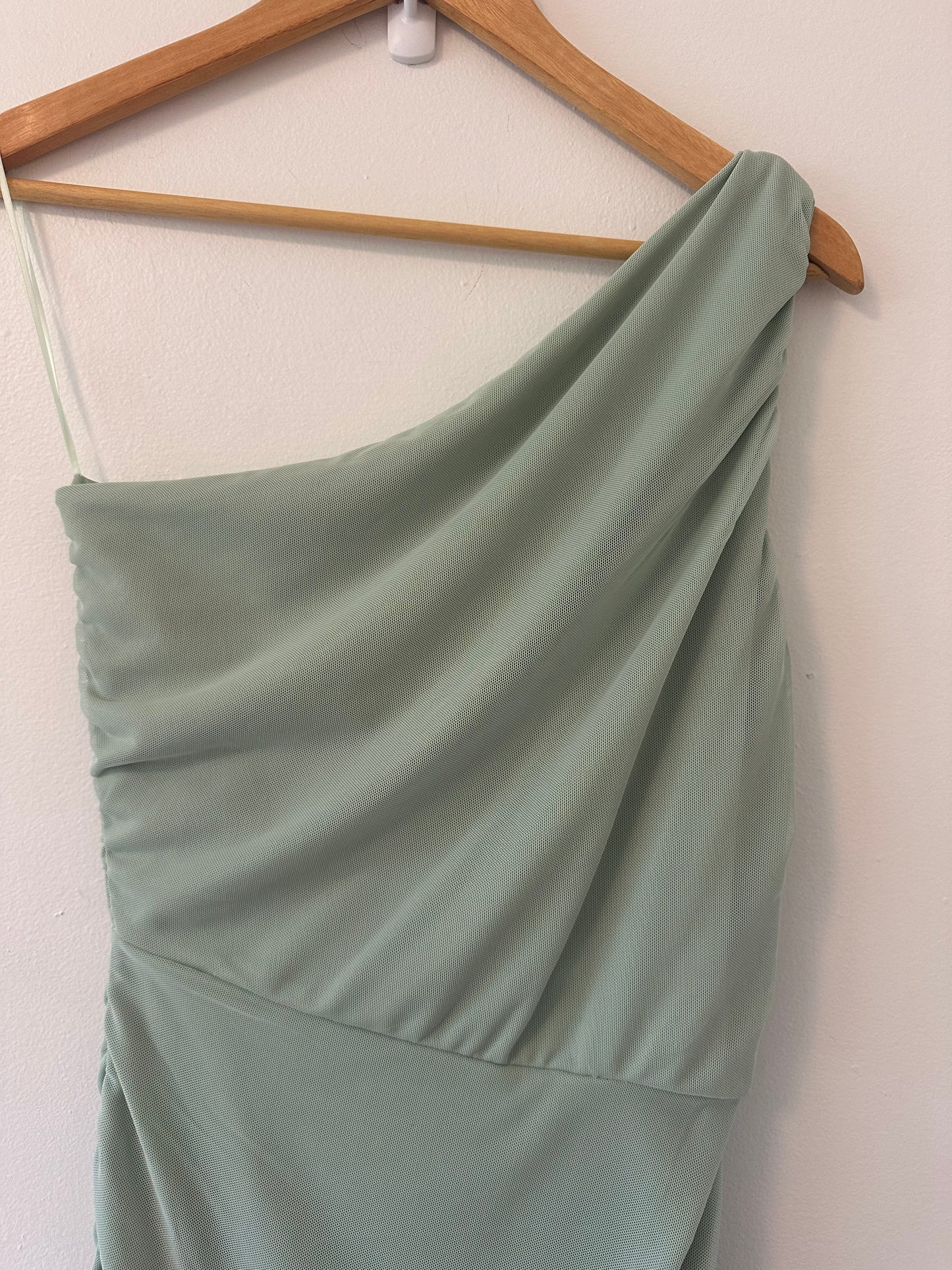 Love X Design One Shoulder Body Con Dress in Sage Green - Size Medium